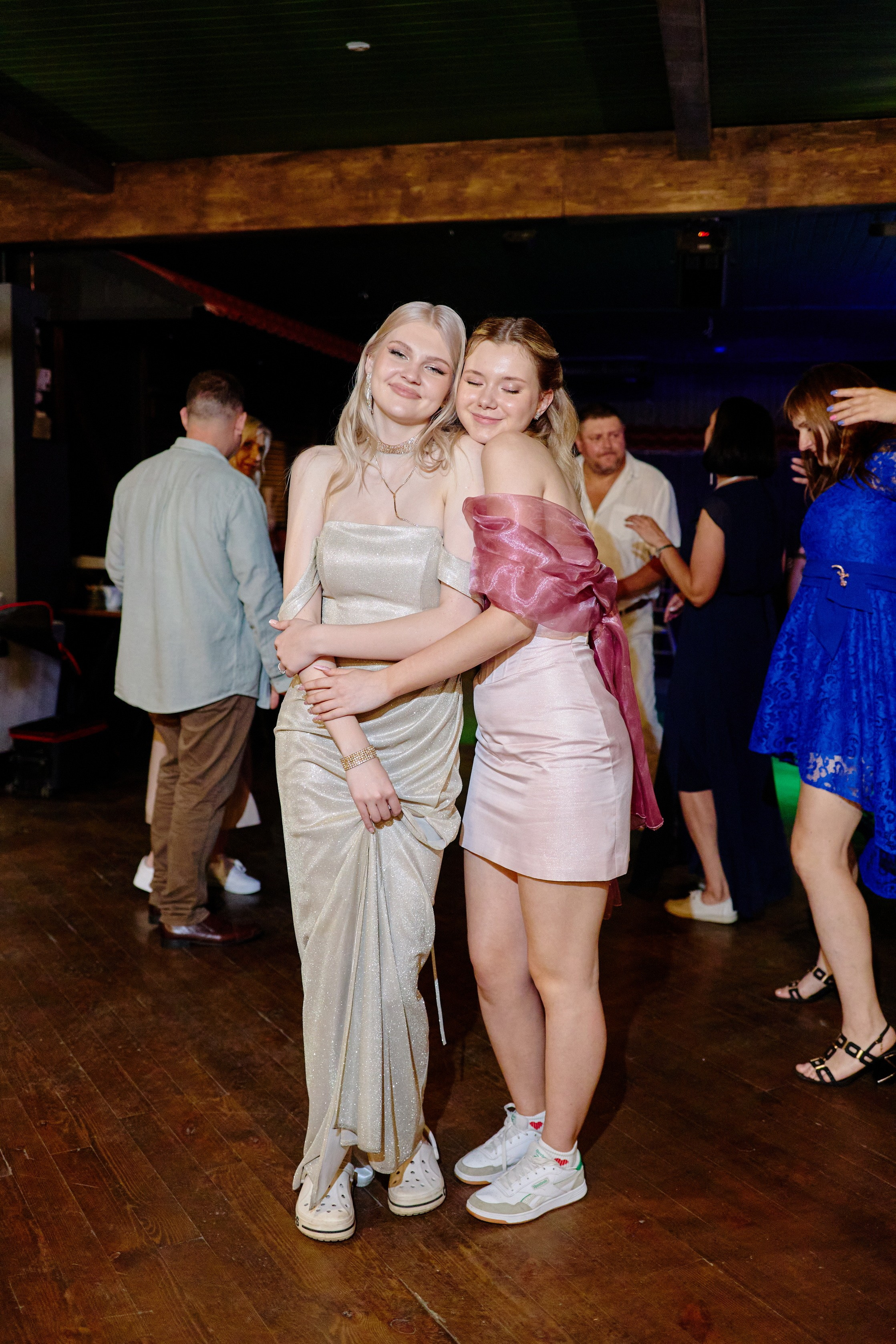 Выпускной 35 Сош. Фотограф Выпускные альбомы Таганрог Сергей Коробченко