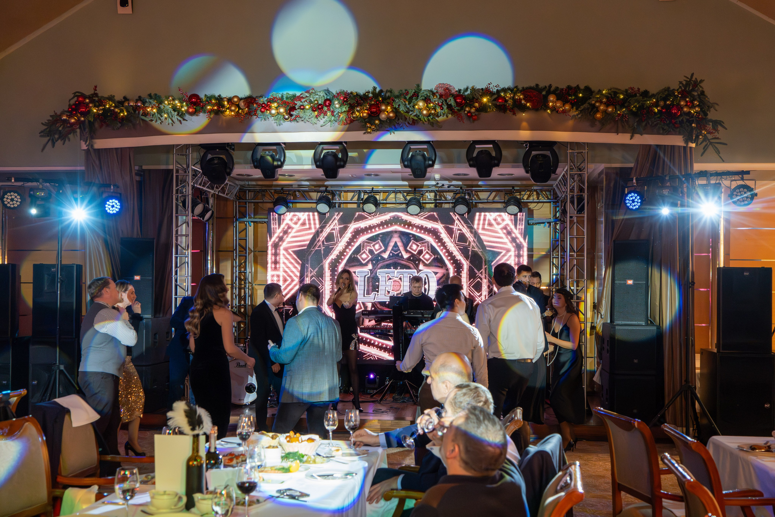 Новый год в стиле Great Gatsby. Репортажный фотограф в Красной Поляне и Сочи Павлюченко Екатерина