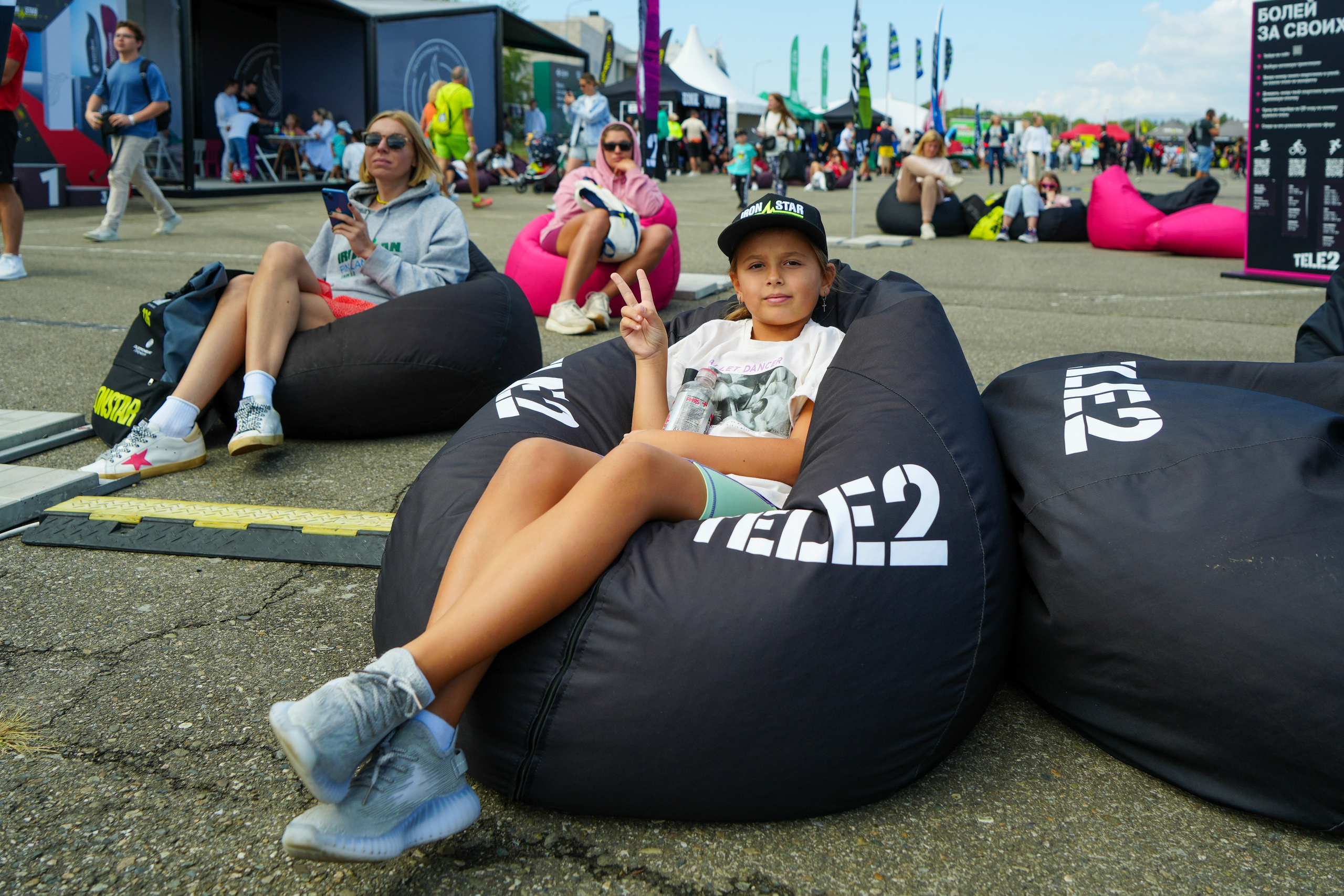 Фотоотчет партнерской интеграции для компании TELE2 на фестивале Ironstar. Репортажный фотограф в Красной Поляне и Сочи Павлюченко Екатерина