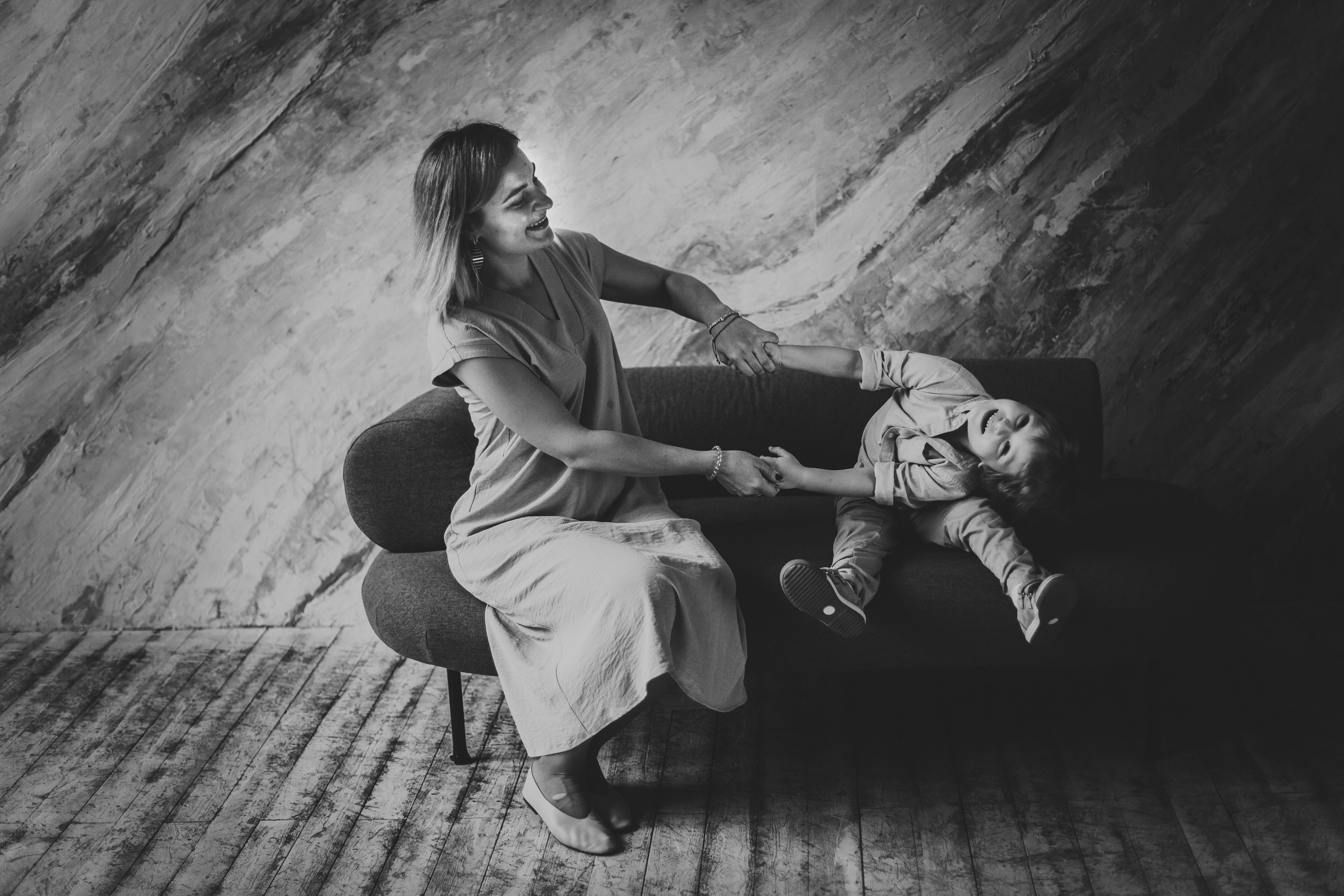 Фотосессия мамы с маленьким сыном в студии Москва. Детский, свадебный и семейный фотограф Юлия Курбатова, Санкт-Петербург