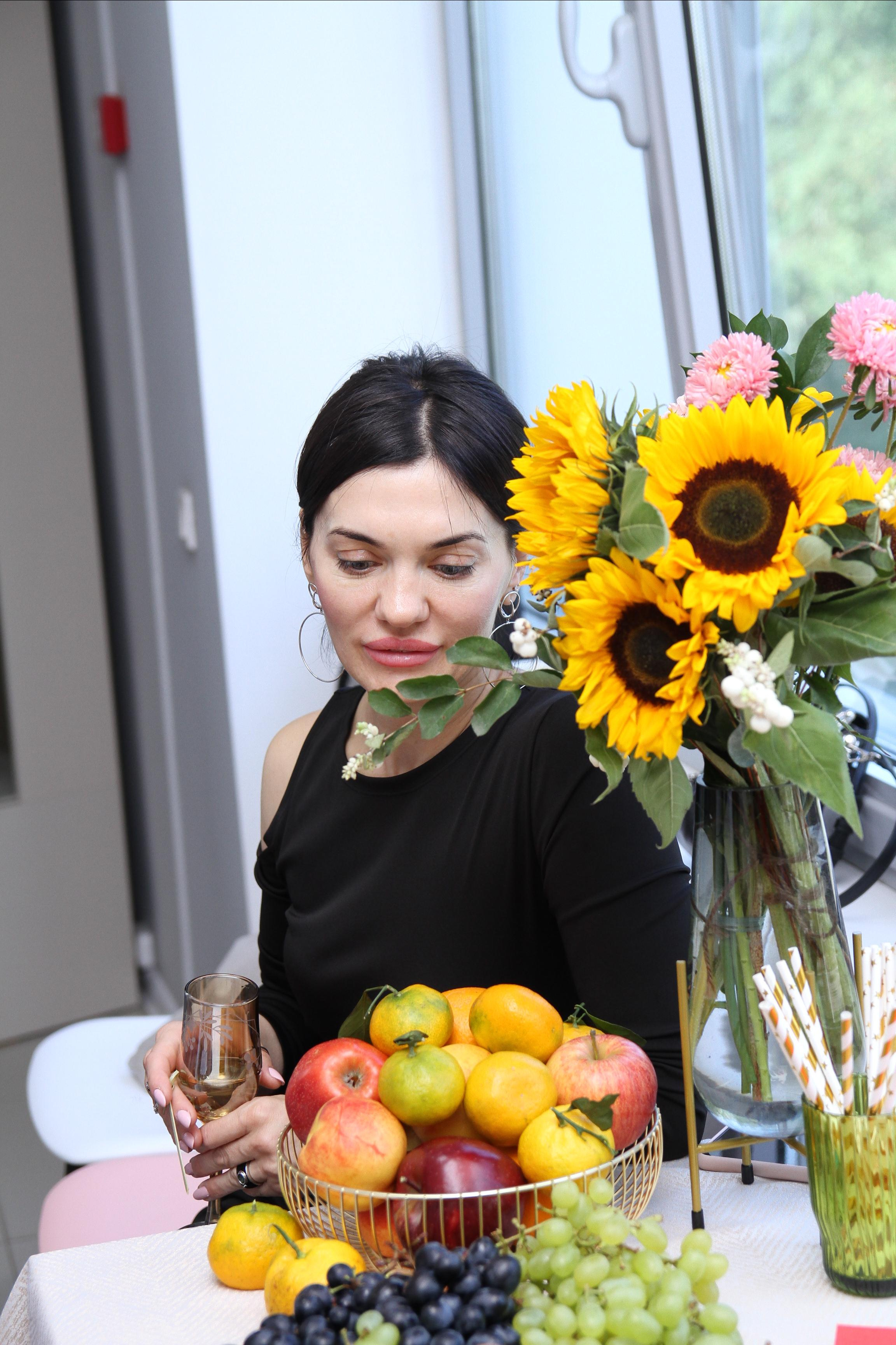 CASPIAN COSMOLOGY CLINIC. Mr RE Photography