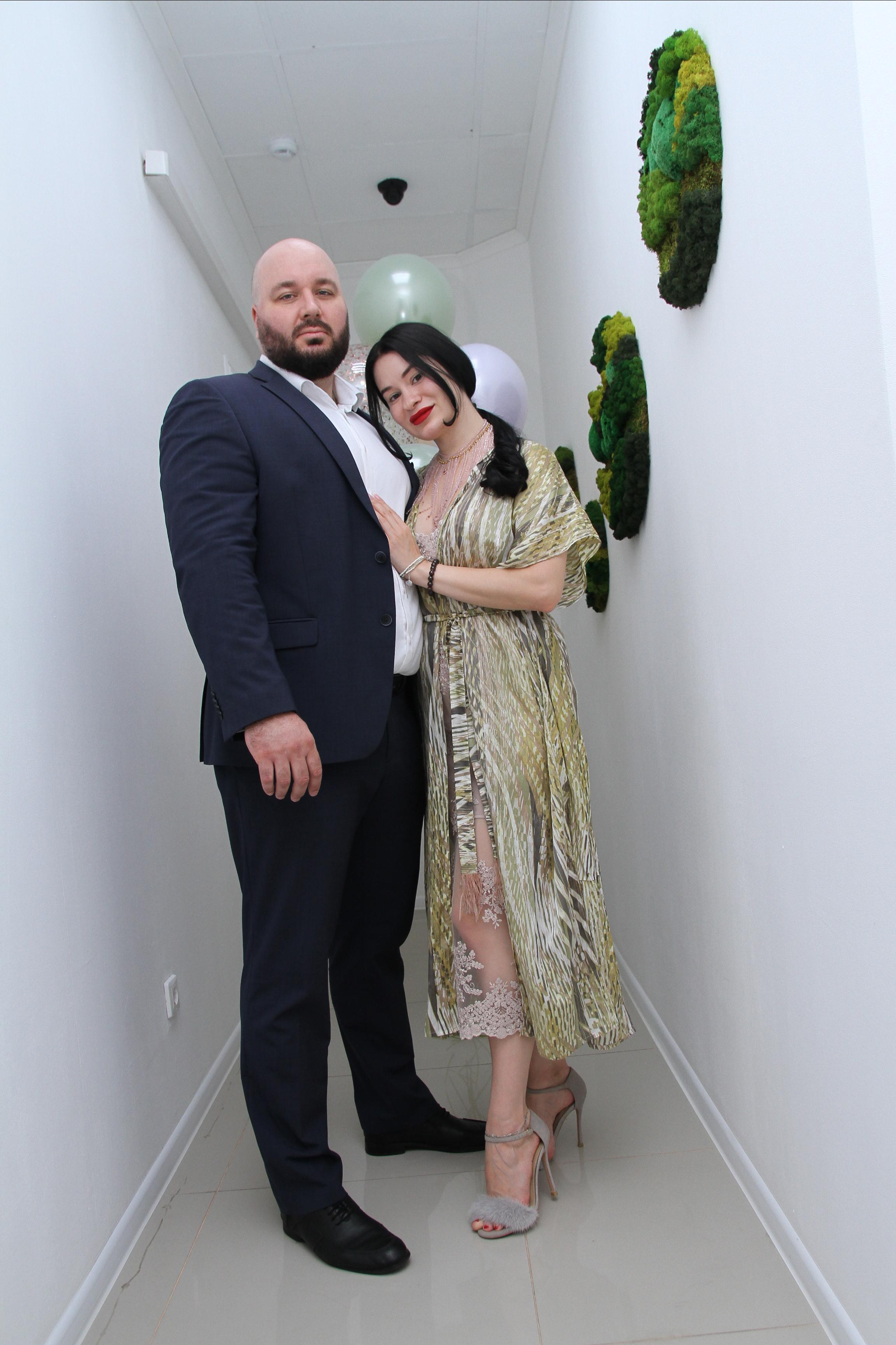 CASPIAN COSMOLOGY CLINIC. Mr RE Photography