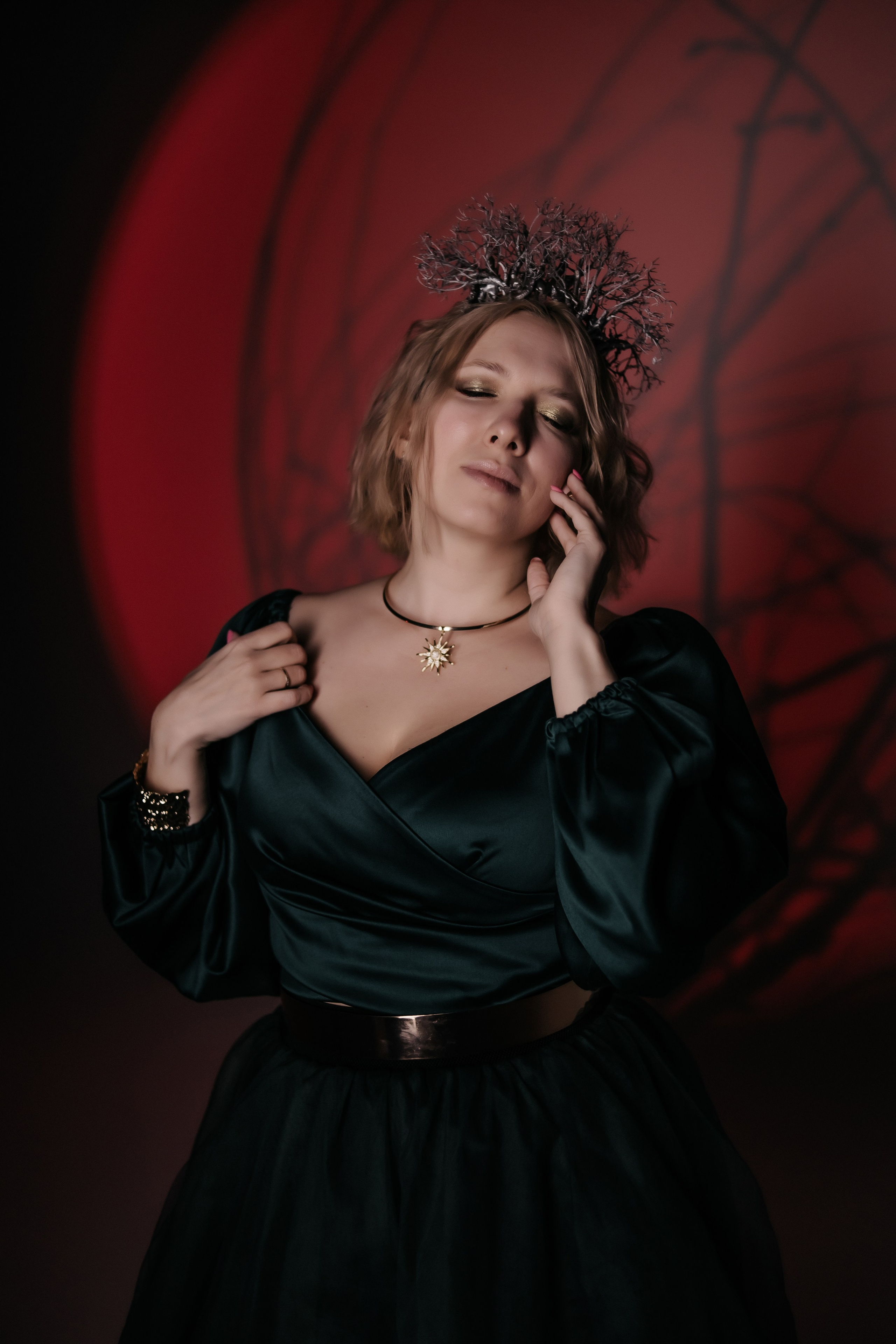 Ирина. Мистический лес. Фотограф Регина Крикунова г. Красноярск