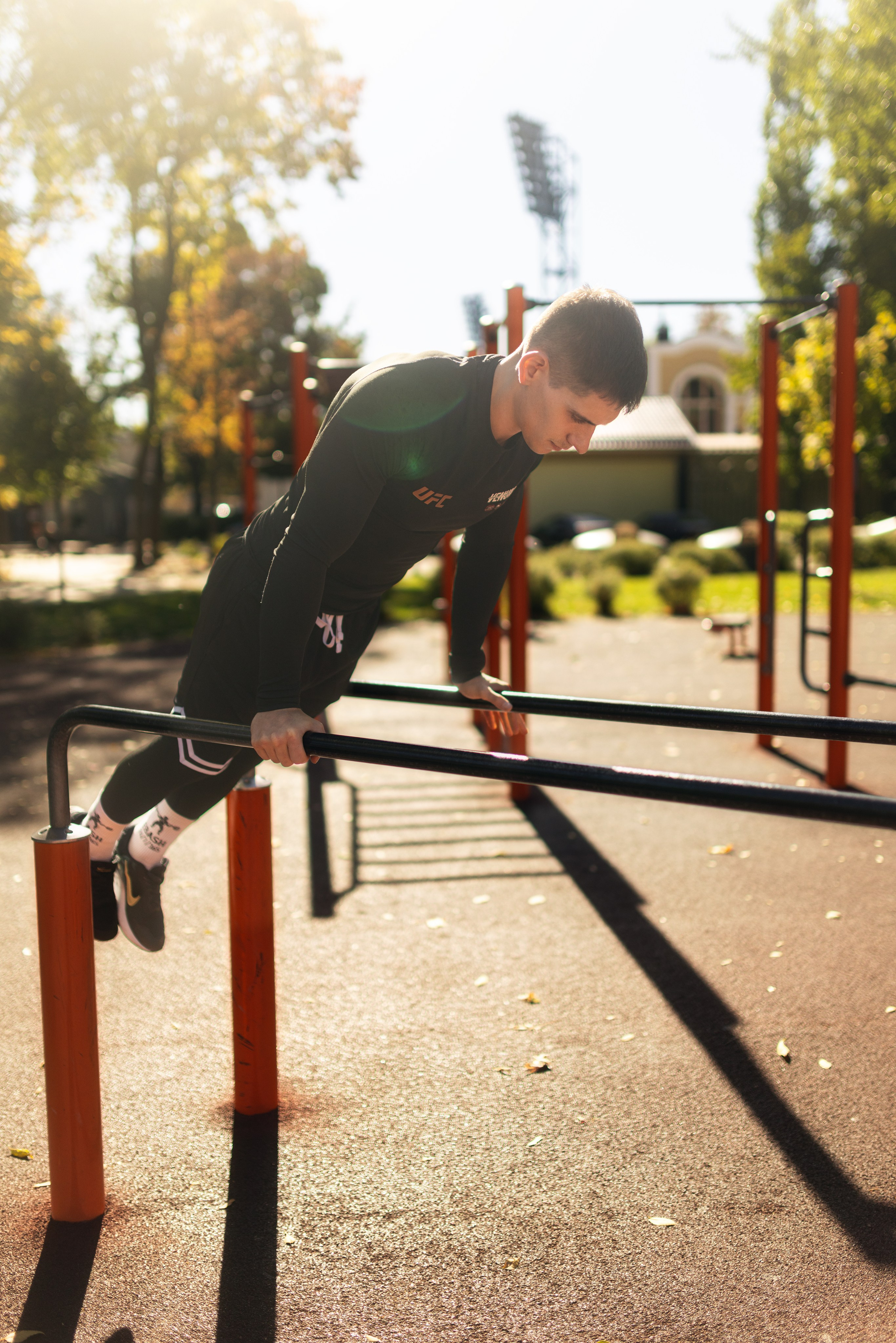 Фотосет на спортплощадке с Владом для контента. Дмитрий Шульгин, портретный фотограф в Воронеже