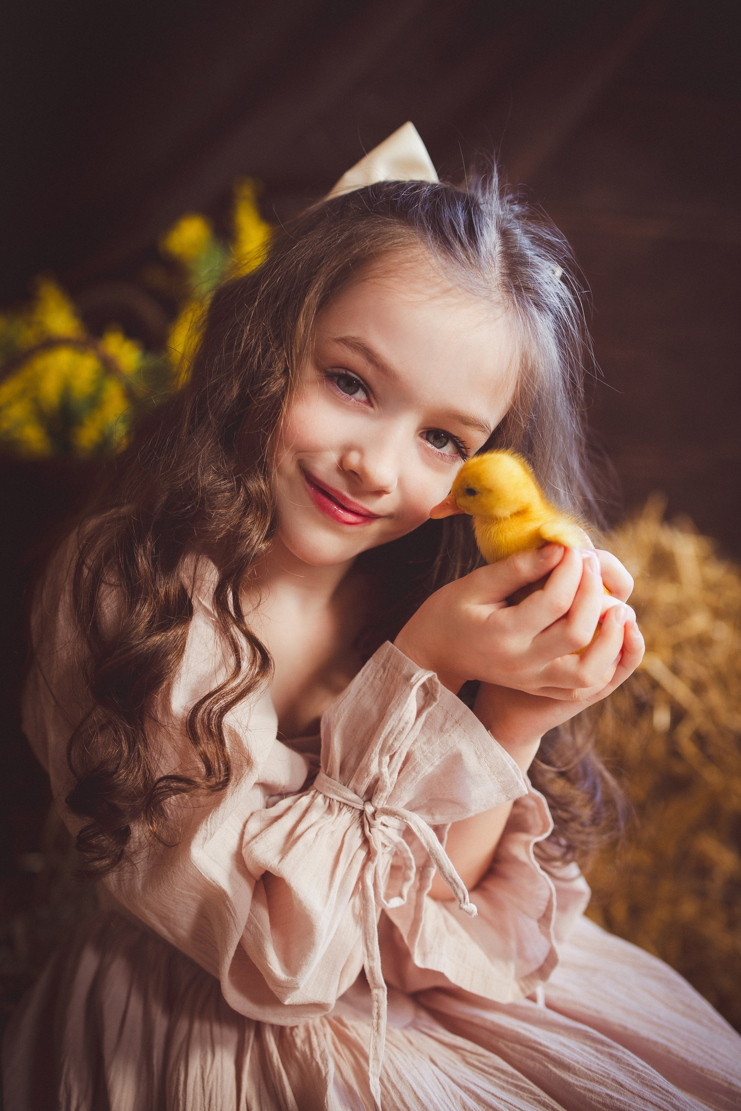 Пасхальный фотопроект с козочкой и утятами, в фотостудии «Эль» 2024 г. Семейный и детский фотограф в Краснодаре Анна Трашкова