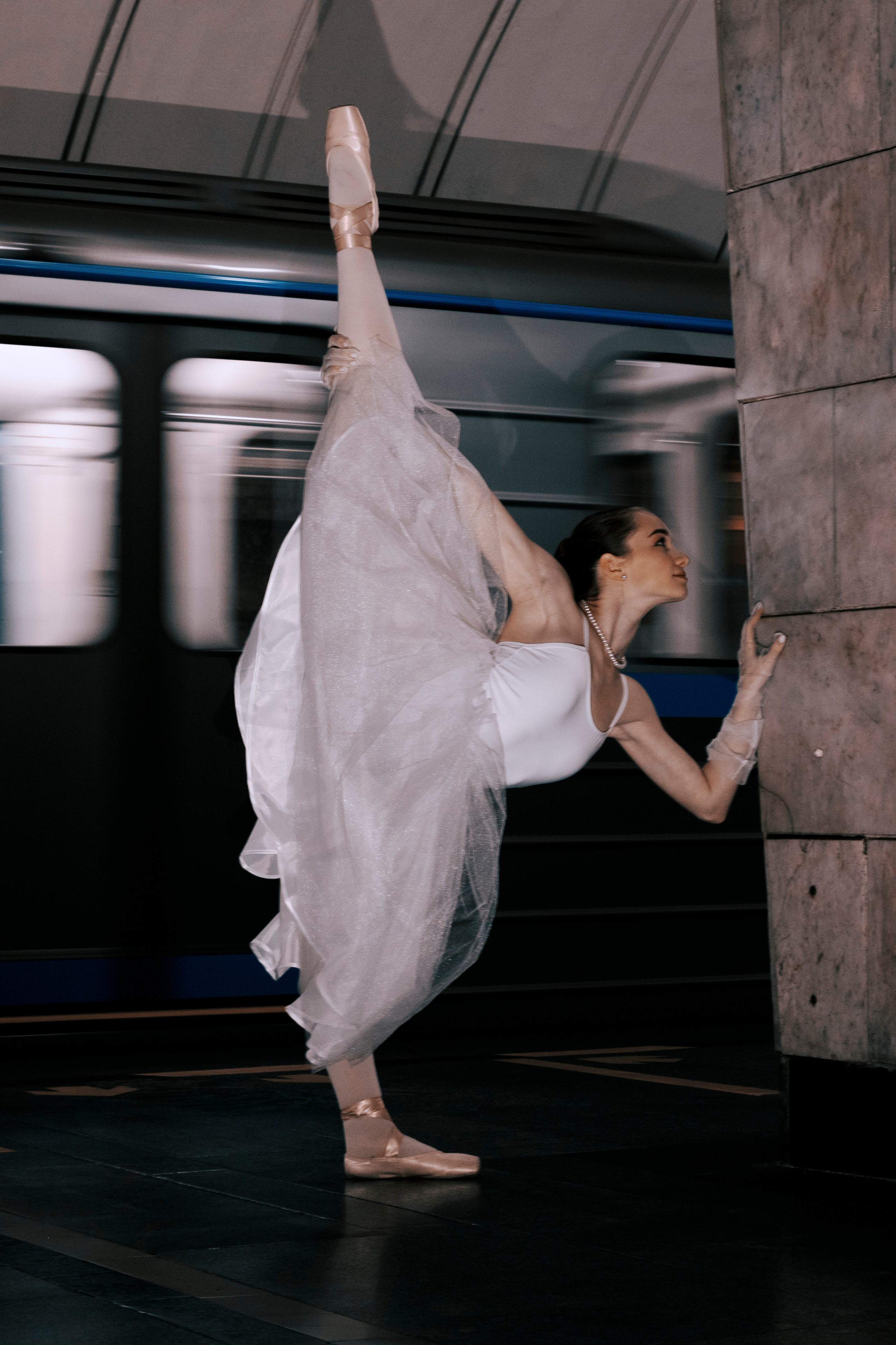 Поездами к тебе. 