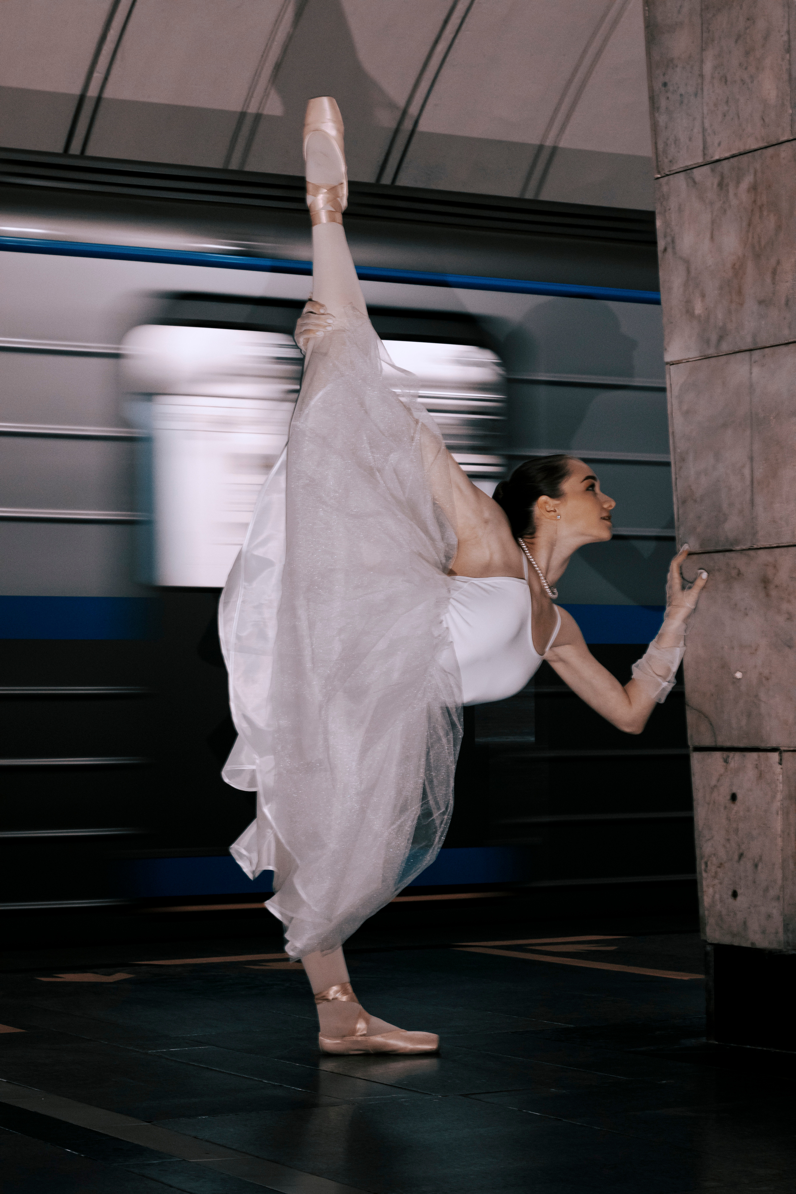 Поездами к тебе. 