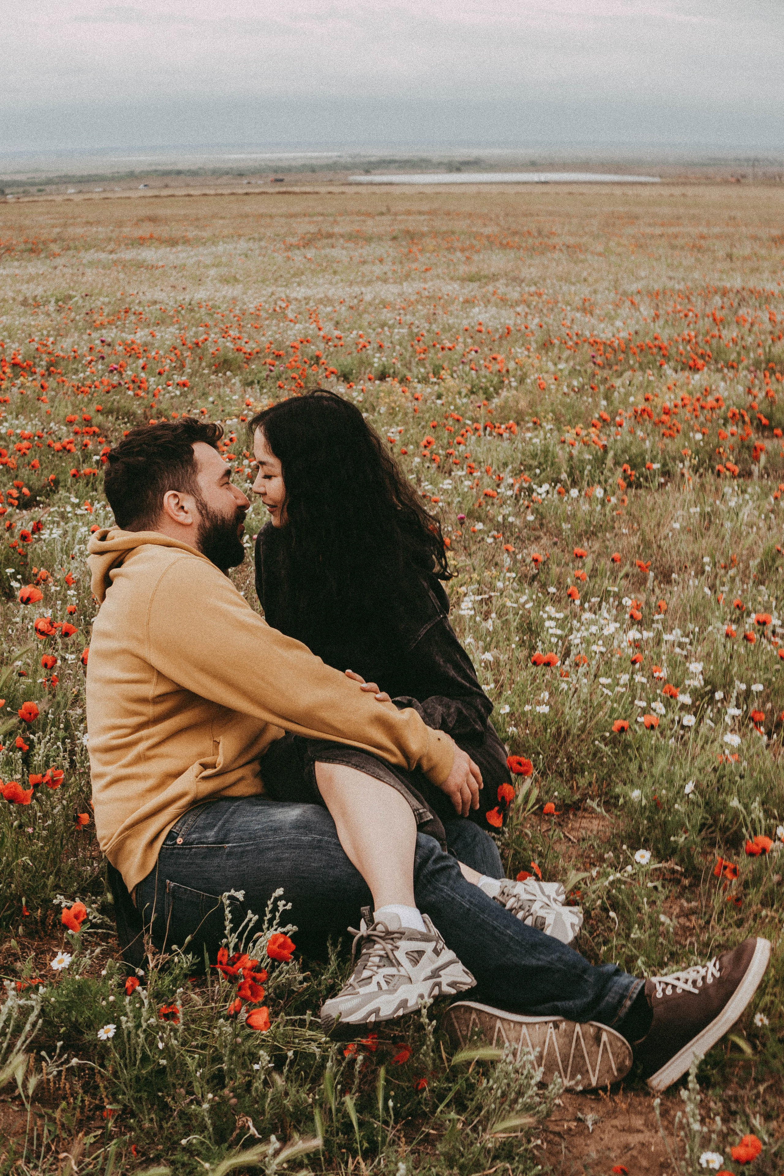 Любовь в маковом поле. Профессиональный фотограф, Санкт-Петербург — Виктория Богомолова
