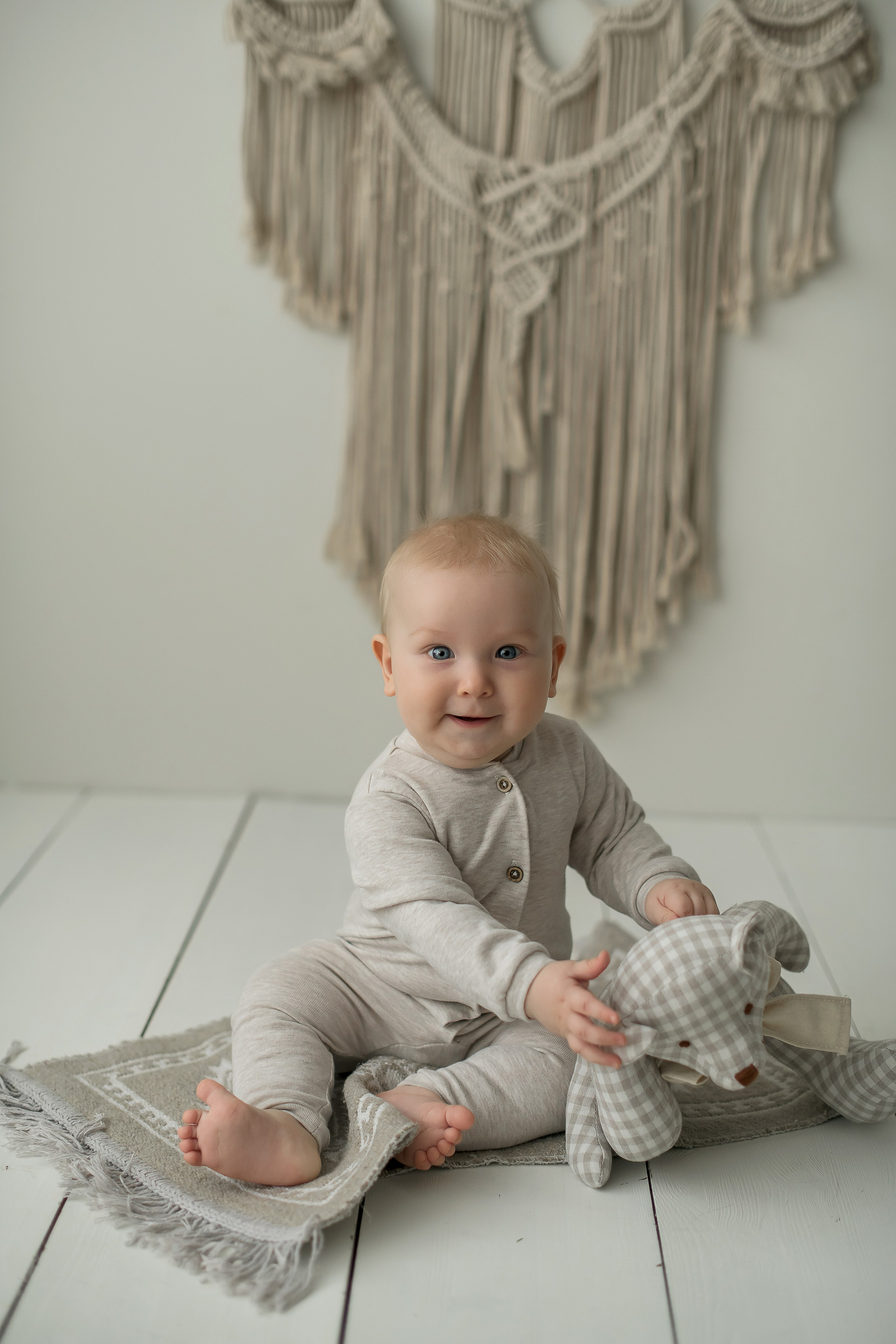 Минимализм. Детский и семейный фотограф Елена Новоселова в г. Владивосток