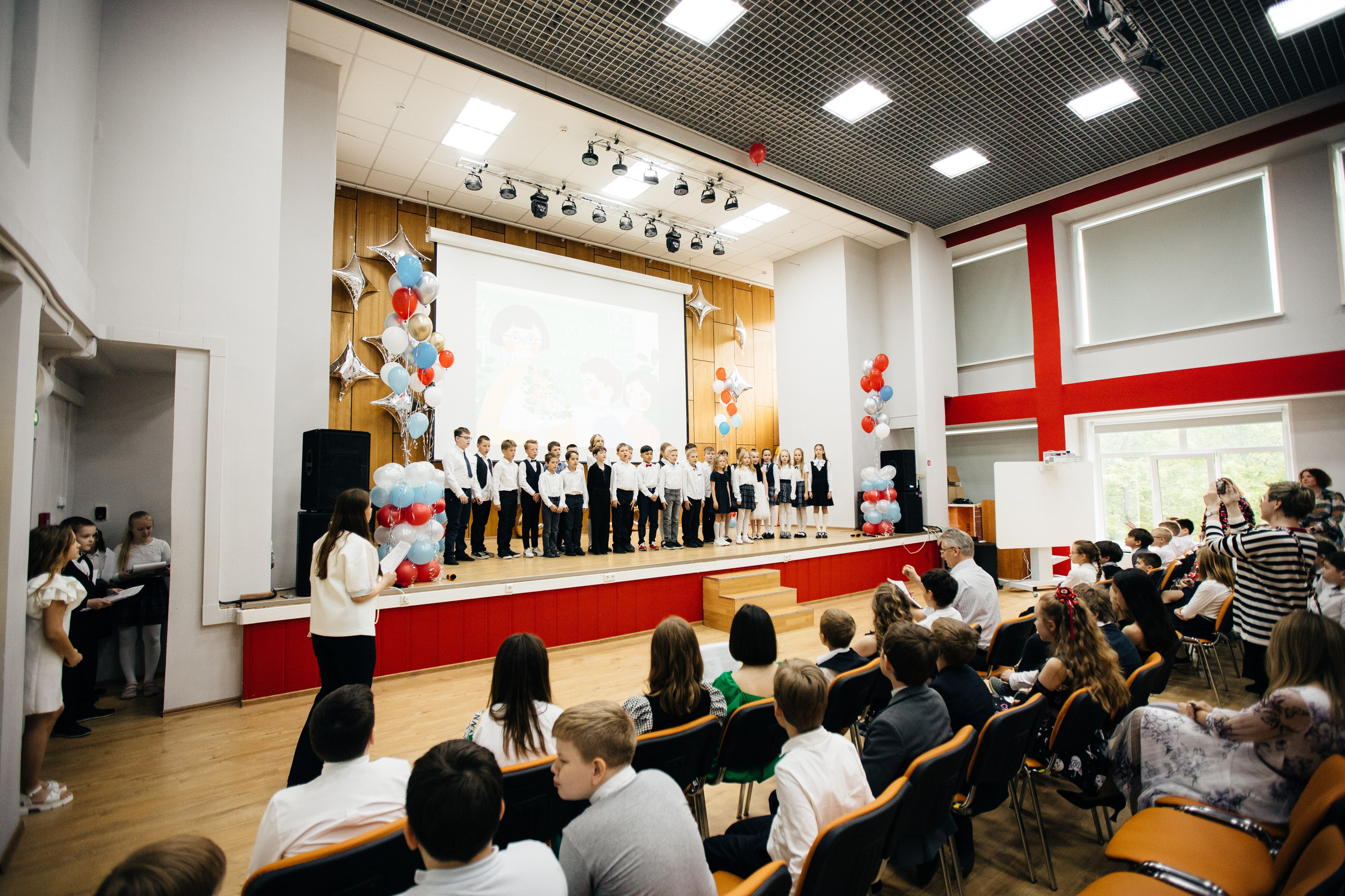 Выпускной 4 класс. Женский и репортажный фотограф Москва Натали Смирнова