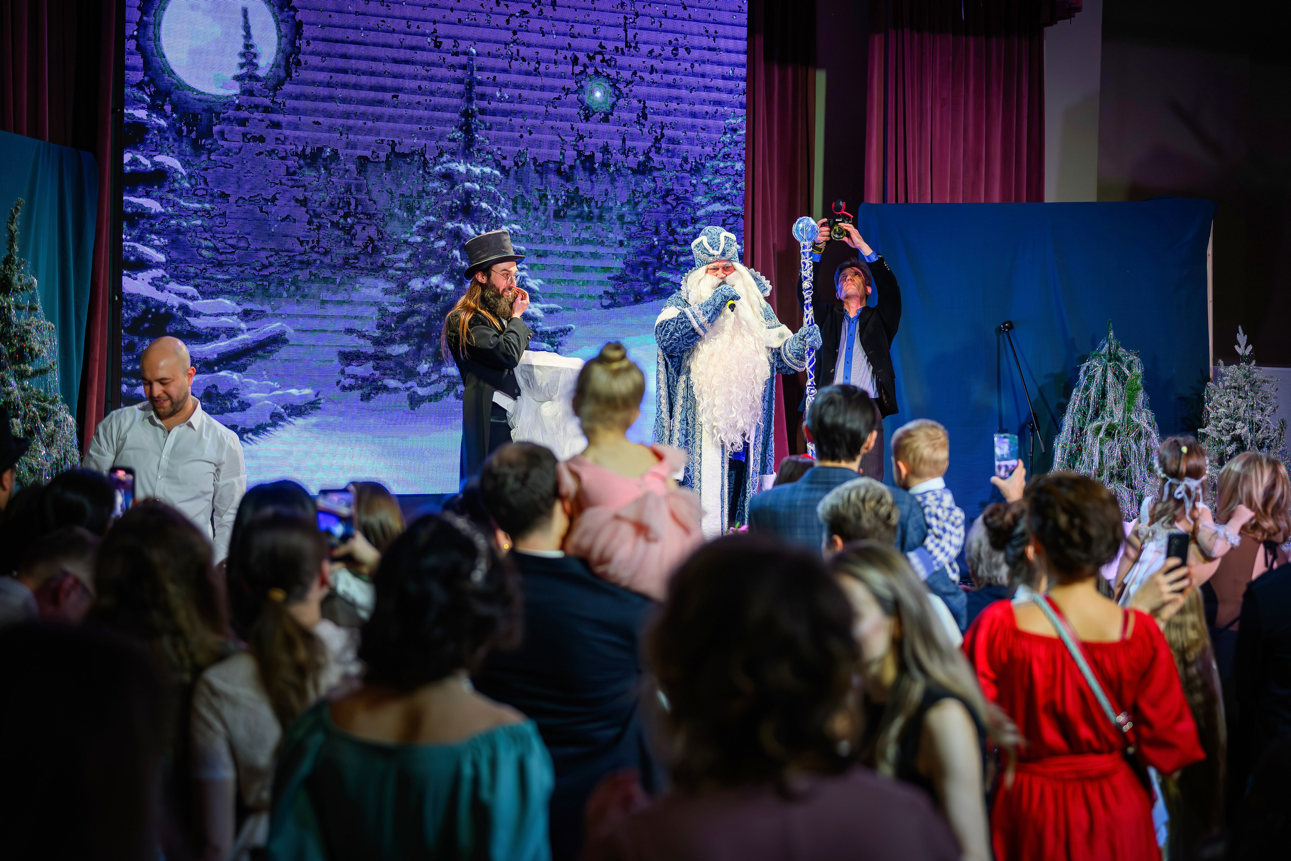 Репортажная фотосъемка мероприятий в Москве. Новогодний концерт 2025/2026. Интерьерный & Репортажный фотограф Озеров Денис, г. Москва