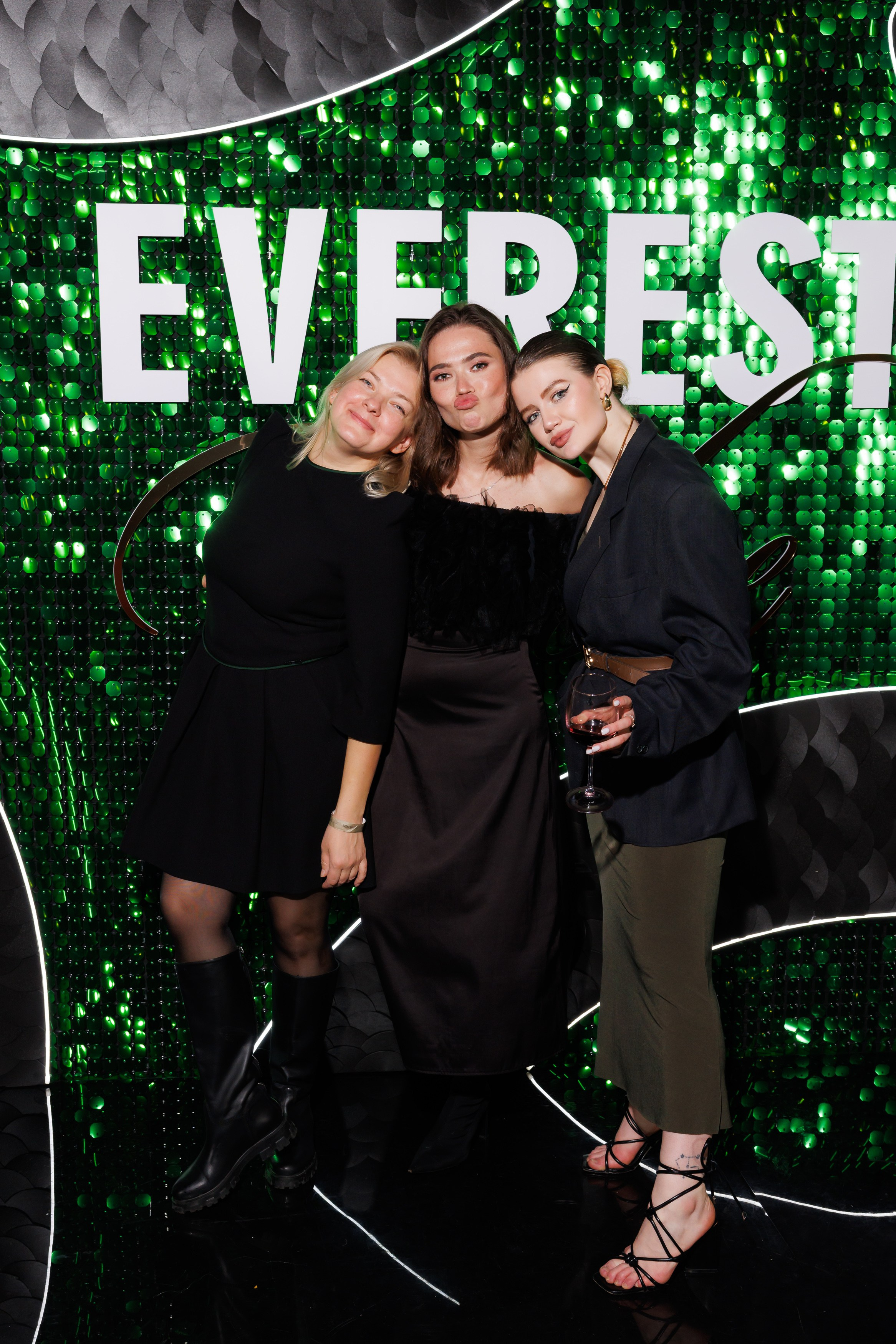 EVEREST VIBE NY «ТОЛЬКО ТС-С-С» 10.12.2024. EVEREST PHOTO REPORT