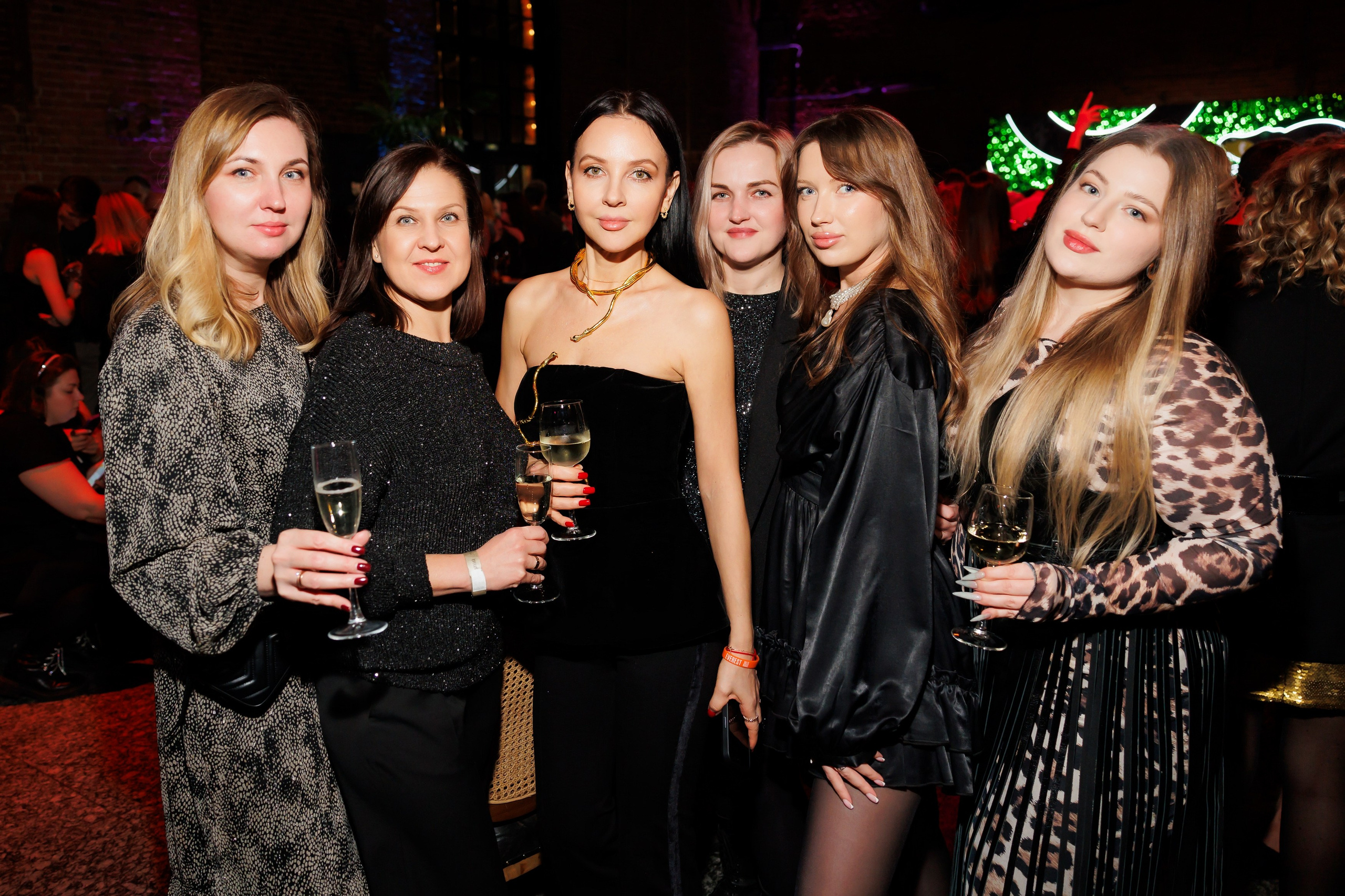 EVEREST VIBE NY «ТОЛЬКО ТС-С-С» 10.12.2024. EVEREST PHOTO REPORT