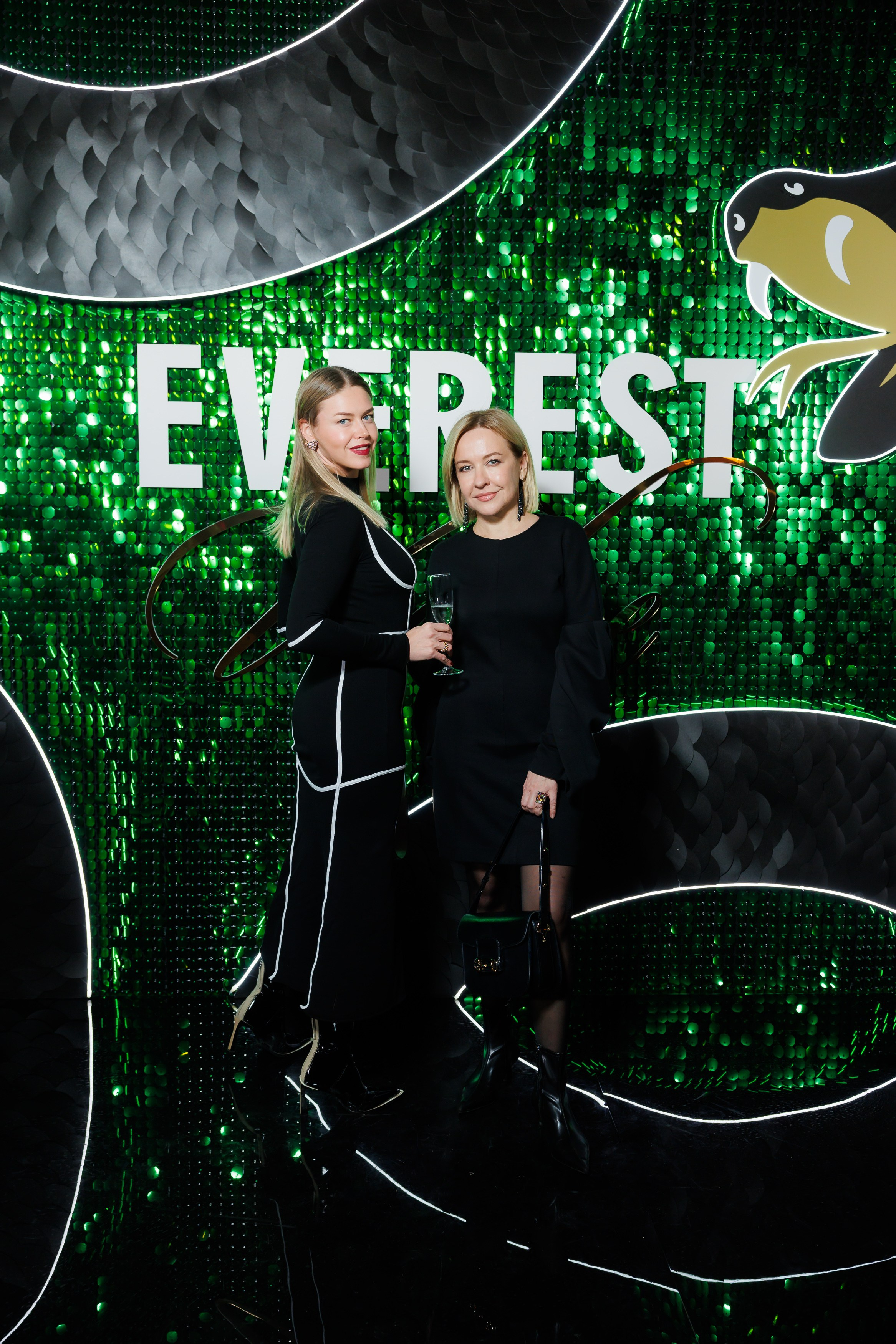 EVEREST VIBE NY «ТОЛЬКО ТС-С-С» 10.12.2024. EVEREST PHOTO REPORT