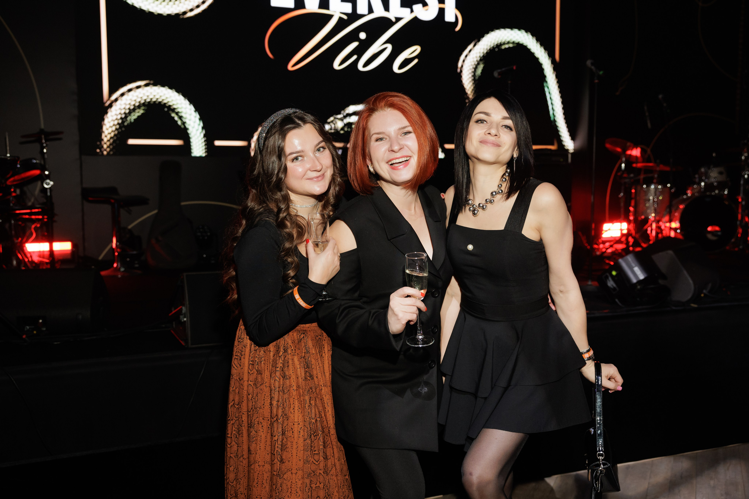 EVEREST VIBE NY «ТОЛЬКО ТС-С-С» 10.12.2024. EVEREST PHOTO REPORT