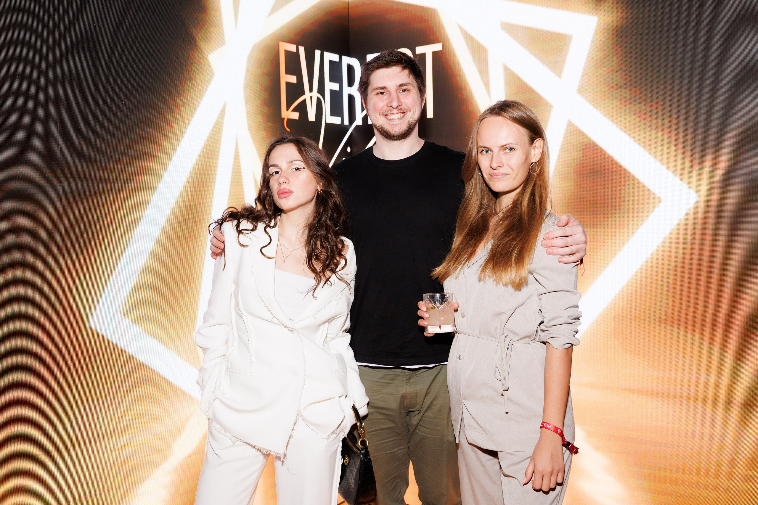 EVEREST VIBE ZOLOTO 13.08.2025. EVEREST PHOTO REPORT
