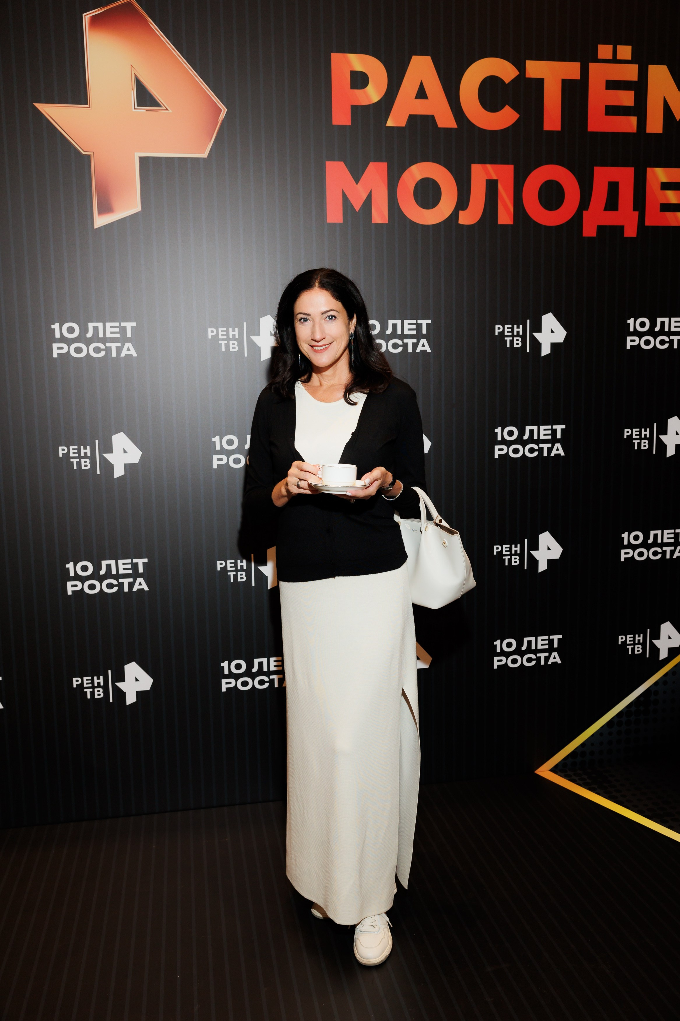 РЕН РАСТЕМ И МОЛОДЕЕМ 20.11.2024. EVEREST PHOTO REPORT