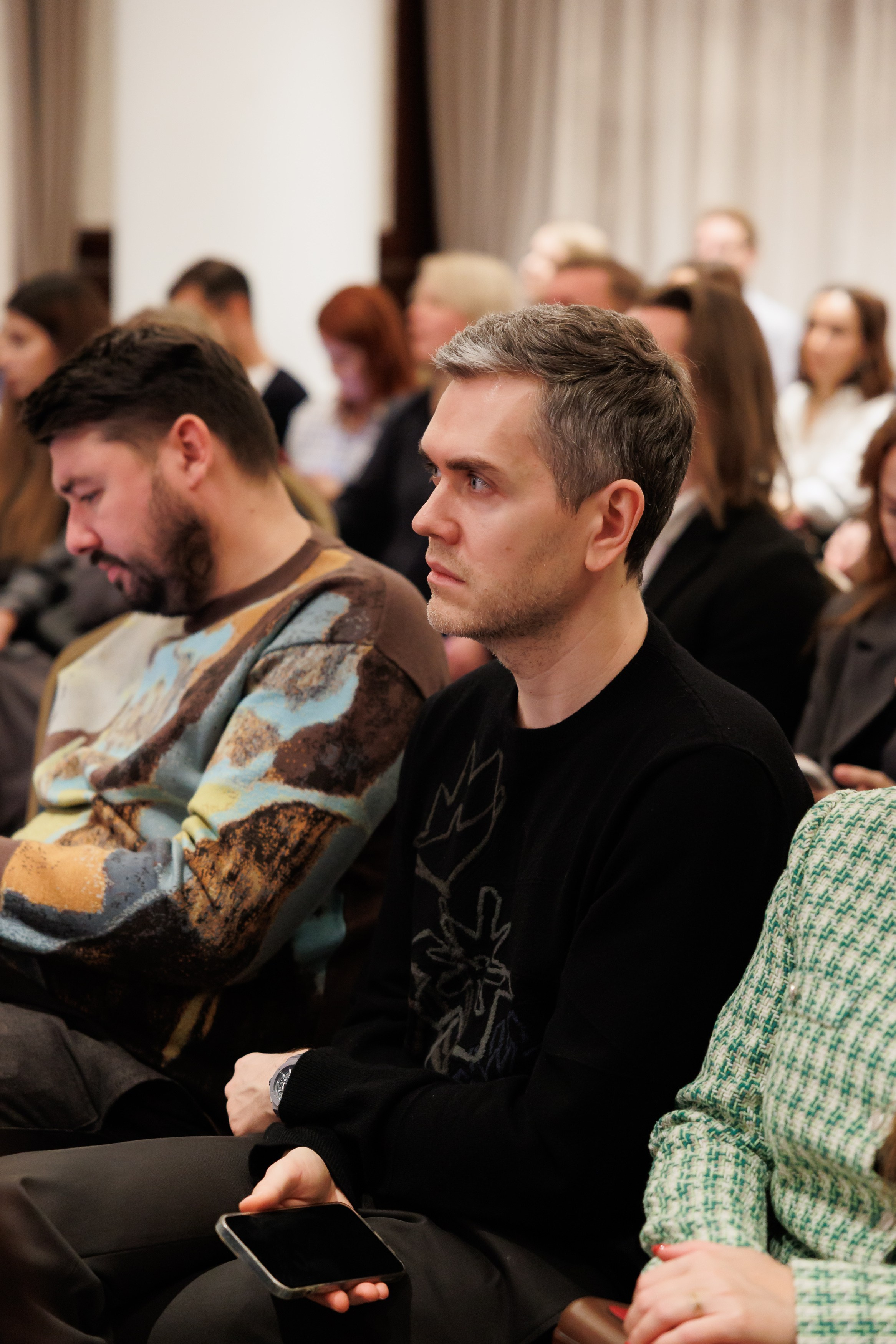 РЕН РАСТЕМ И МОЛОДЕЕМ 20.11.2024. EVEREST PHOTO REPORT