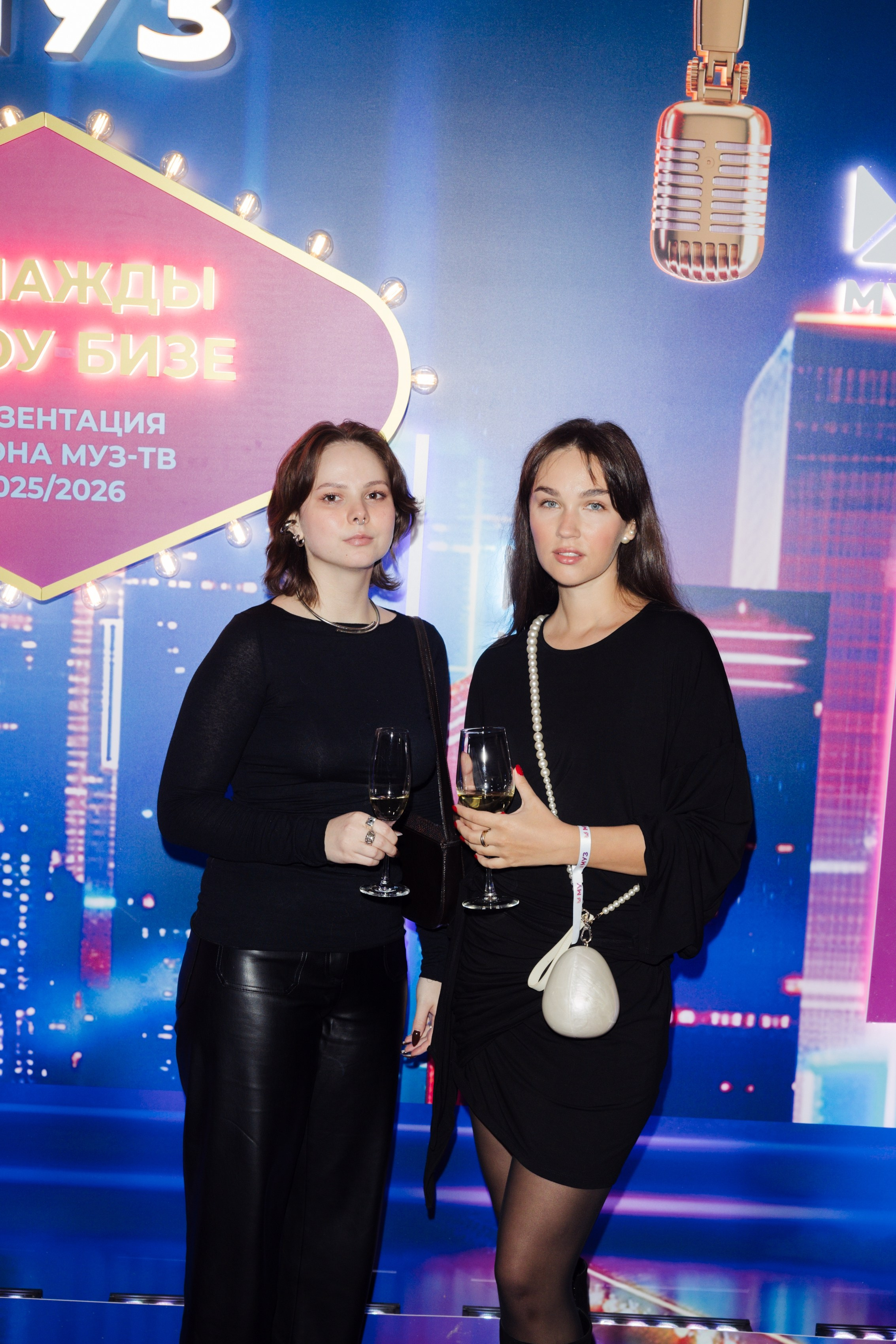 Презентация МУЗ-ТВ 14.10.2025. EVEREST PHOTO REPORT