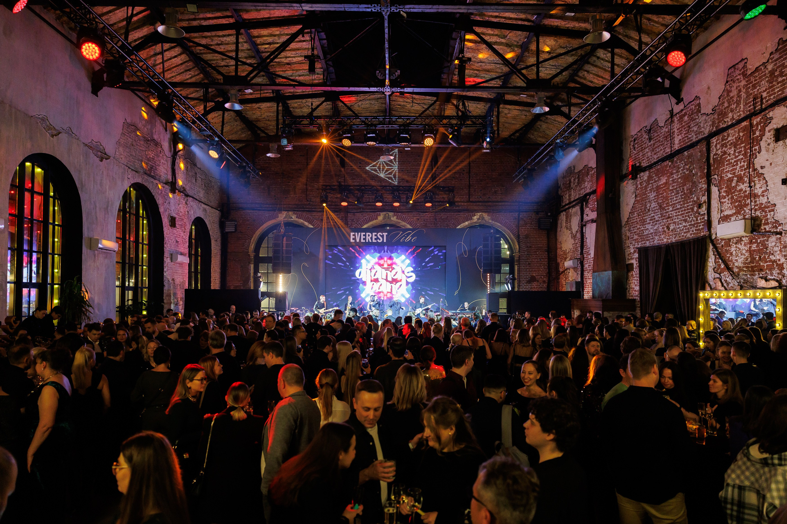 EVEREST VIBE NY «ТОЛЬКО ТС-С-С» 10.12.2024. EVEREST PHOTO REPORT