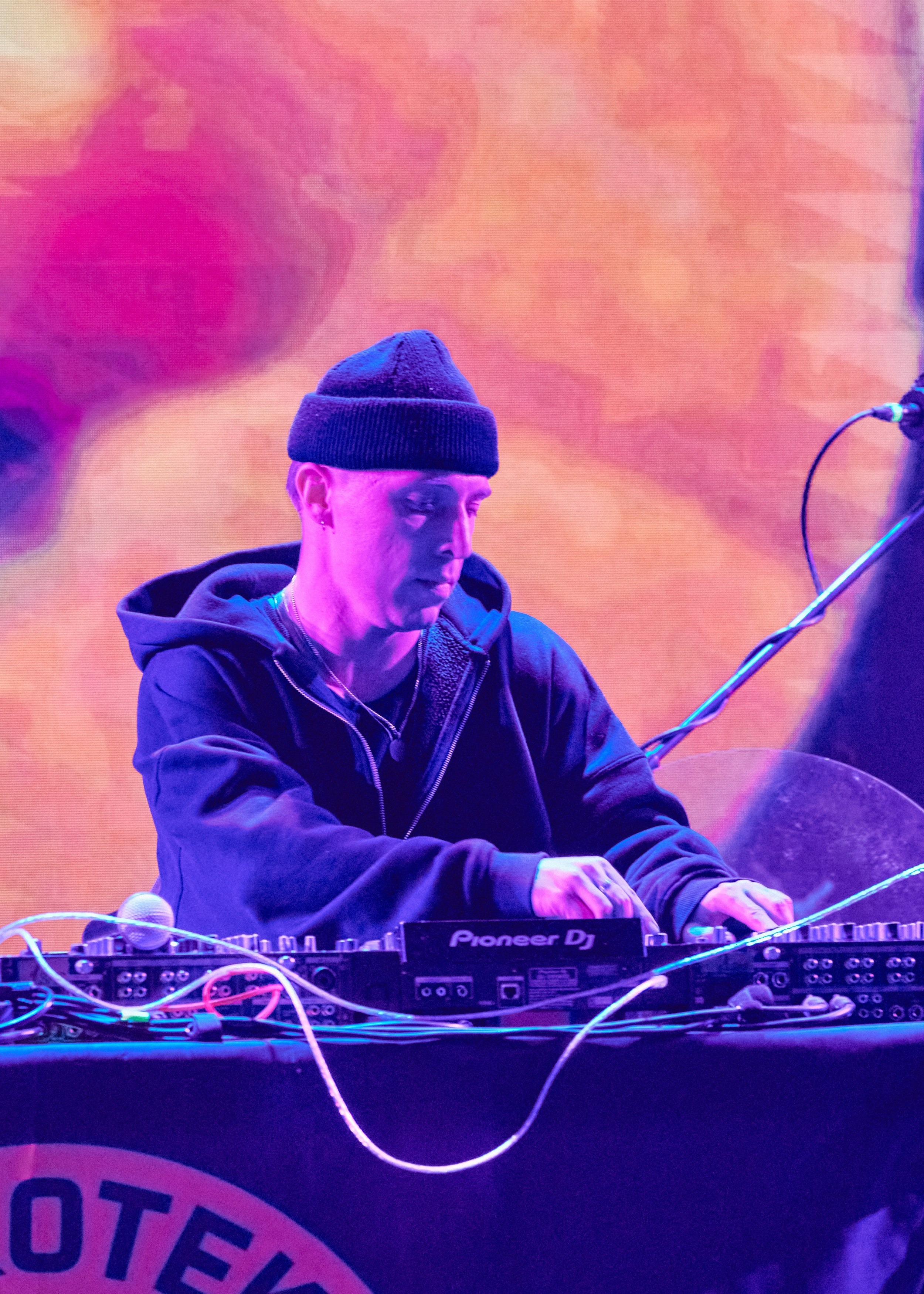 Презентация МУЗ-ТВ 14.10.2025. EVEREST PHOTO REPORT