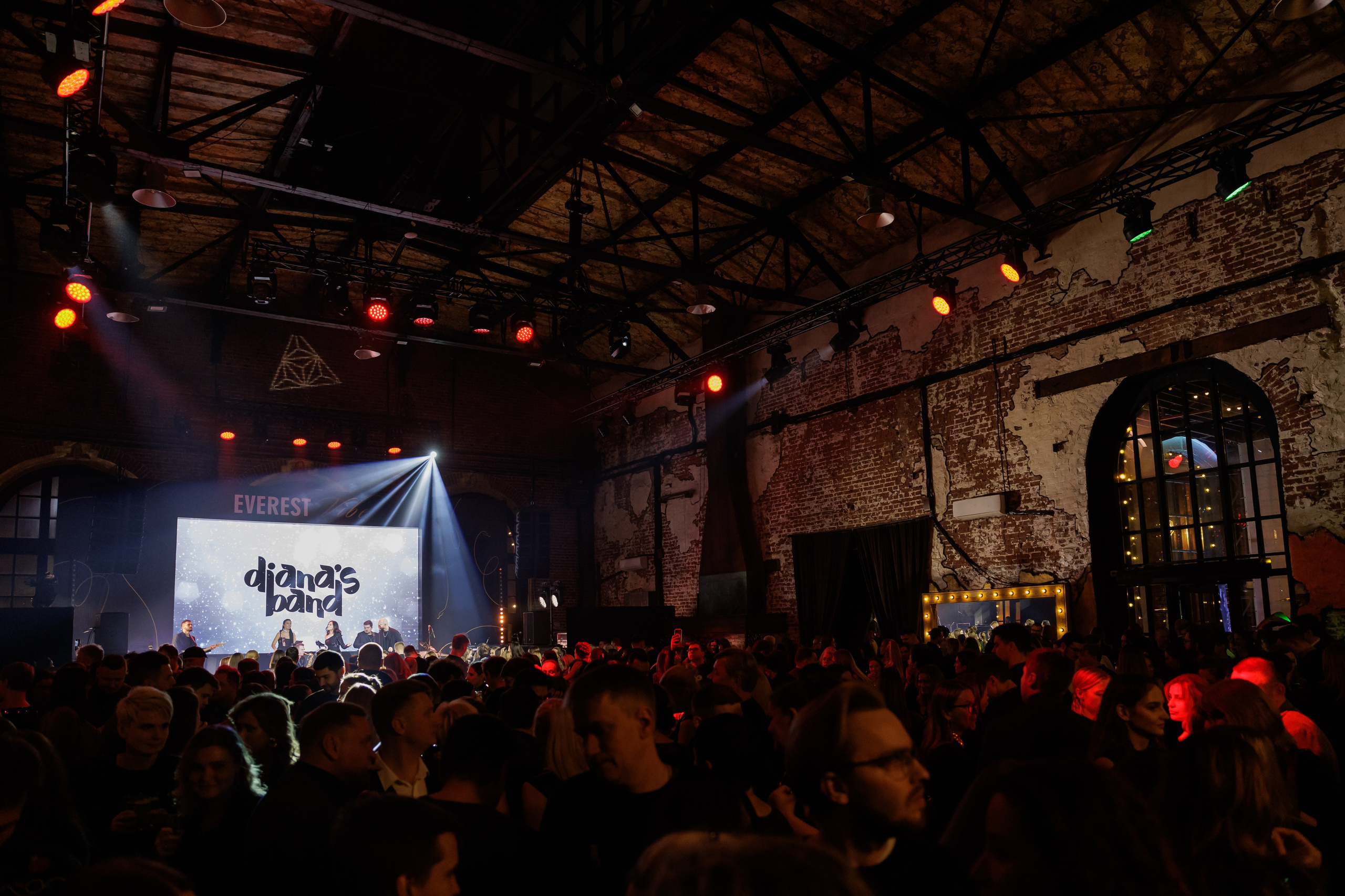 EVEREST VIBE NY «ТОЛЬКО ТС-С-С» 10.12.2024. EVEREST PHOTO REPORT