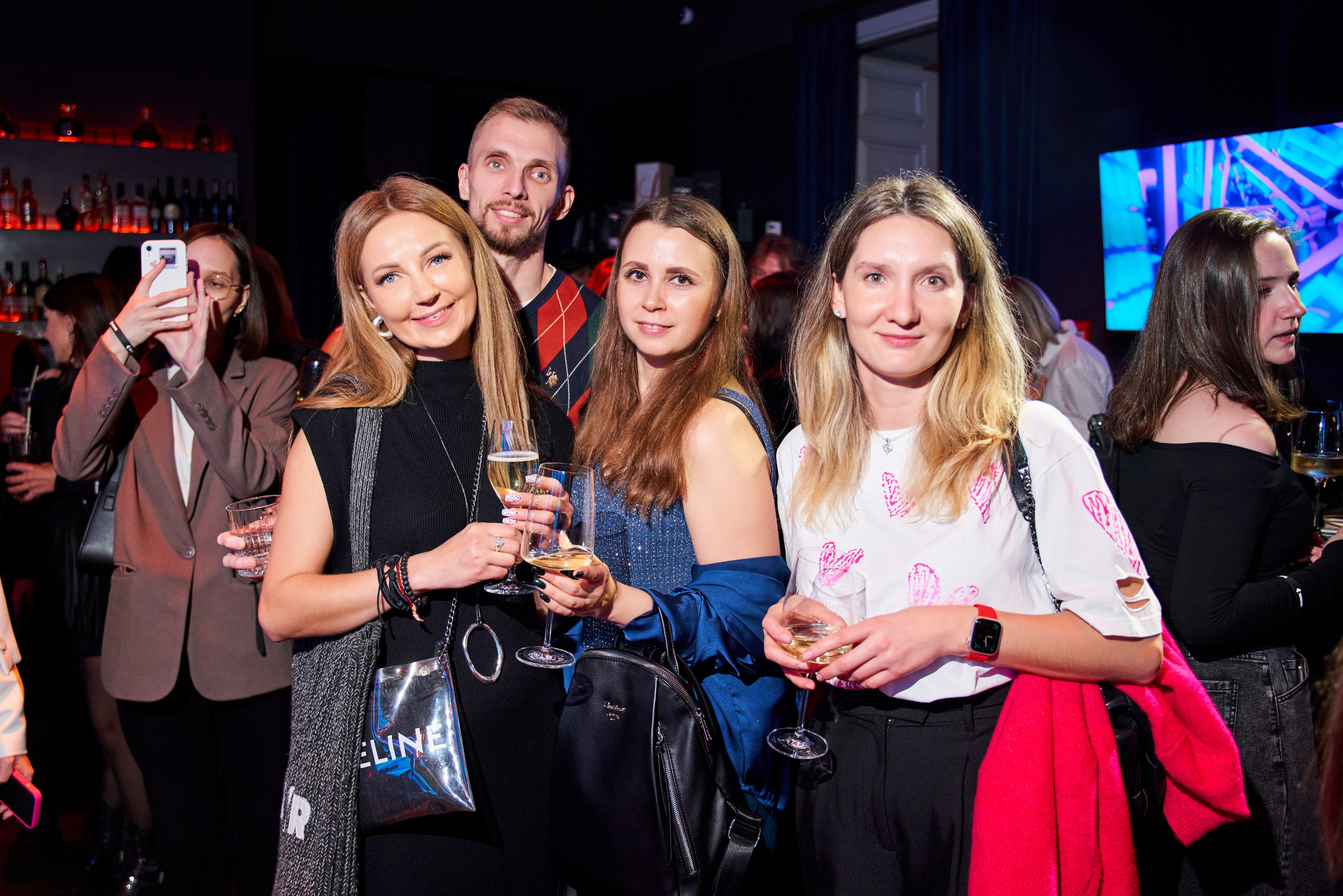 Презентация WINK 20.11.2024. EVEREST PHOTO REPORT