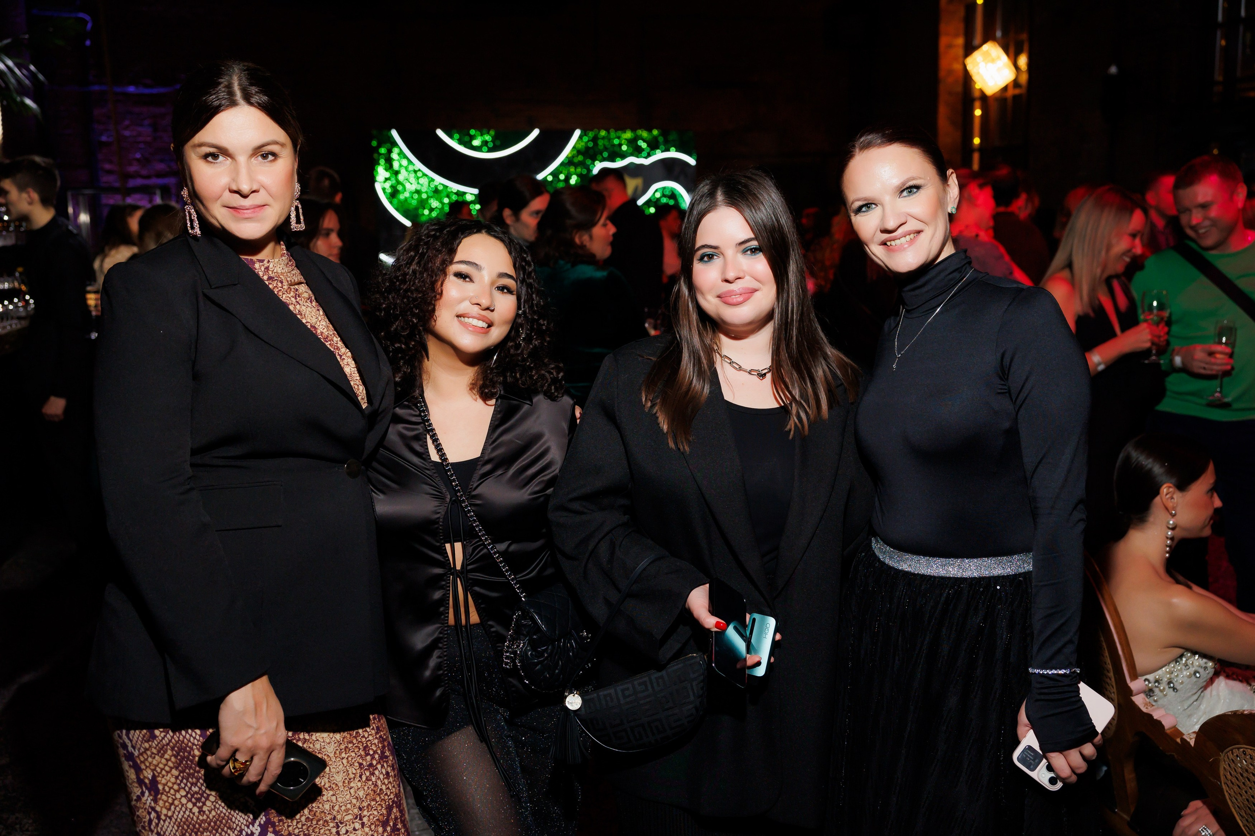 EVEREST VIBE NY «ТОЛЬКО ТС-С-С» 10.12.2024. EVEREST PHOTO REPORT