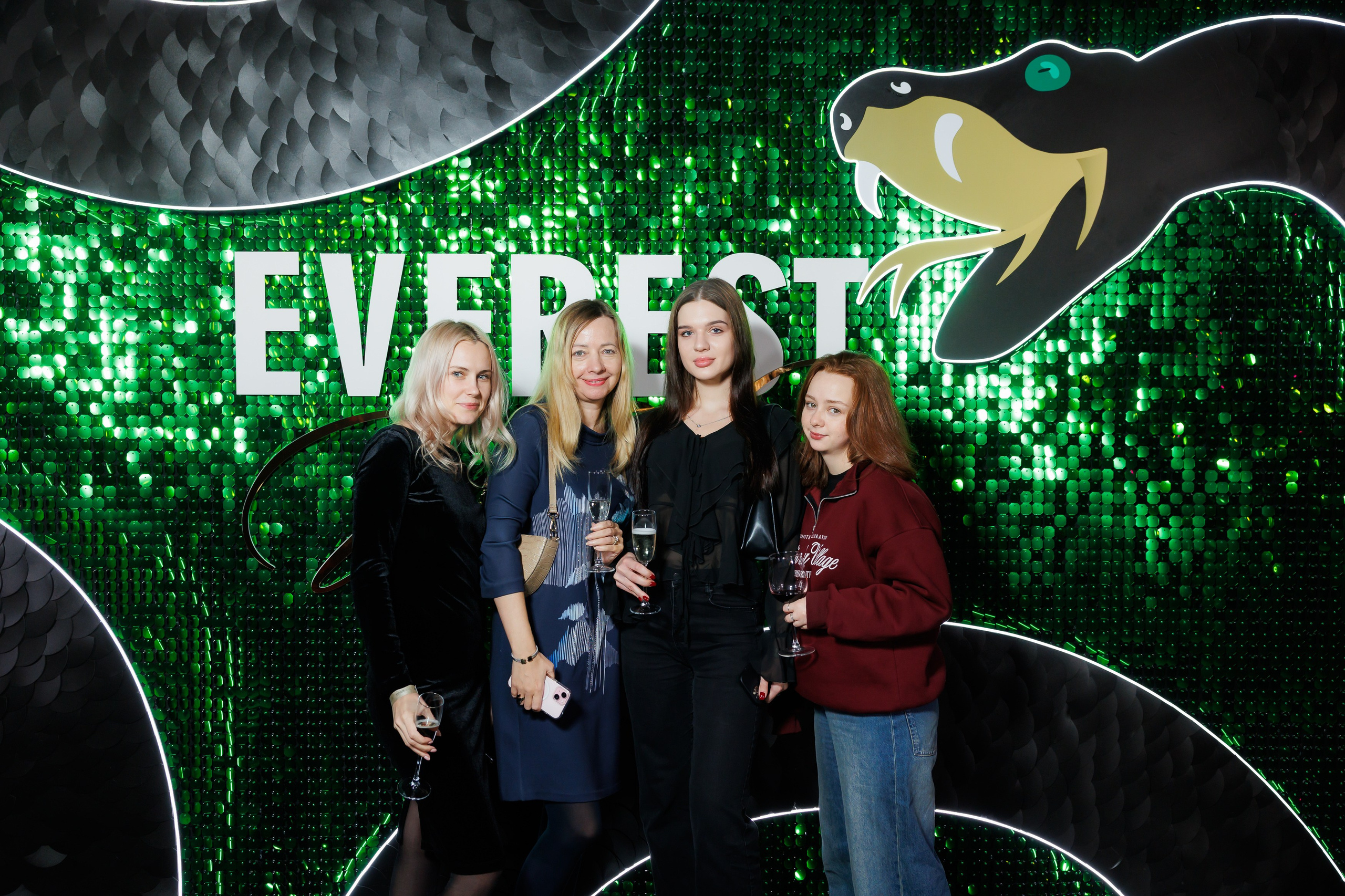 EVEREST VIBE NY «ТОЛЬКО ТС-С-С» 10.12.2024. EVEREST PHOTO REPORT