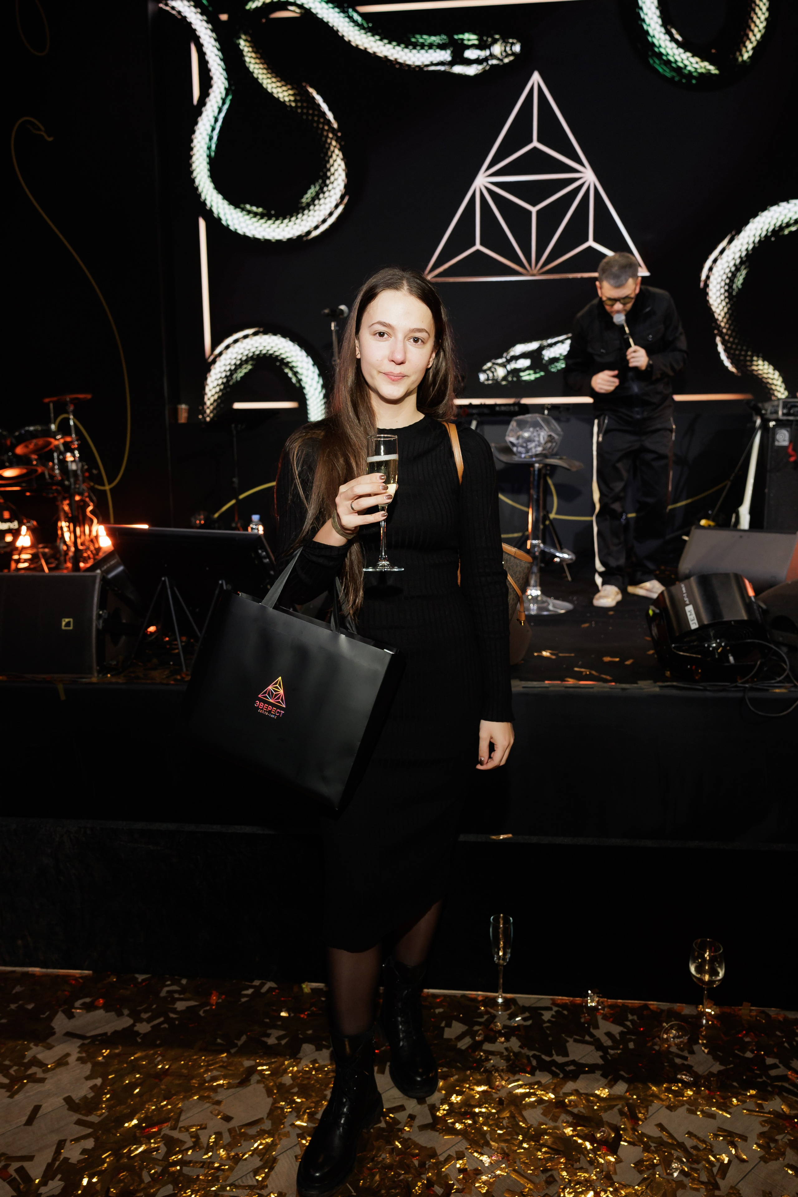 EVEREST VIBE NY «ТОЛЬКО ТС-С-С» 10.12.2024. EVEREST PHOTO REPORT