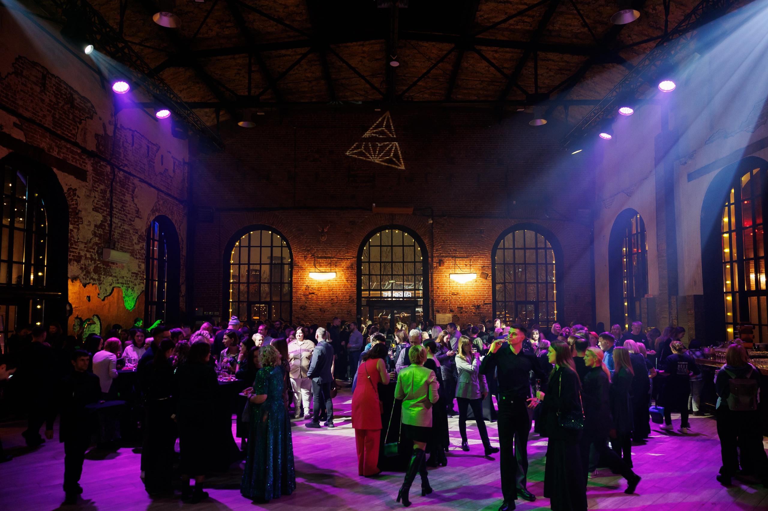 EVEREST VIBE NY «ТОЛЬКО ТС-С-С» 10.12.2024. EVEREST PHOTO REPORT