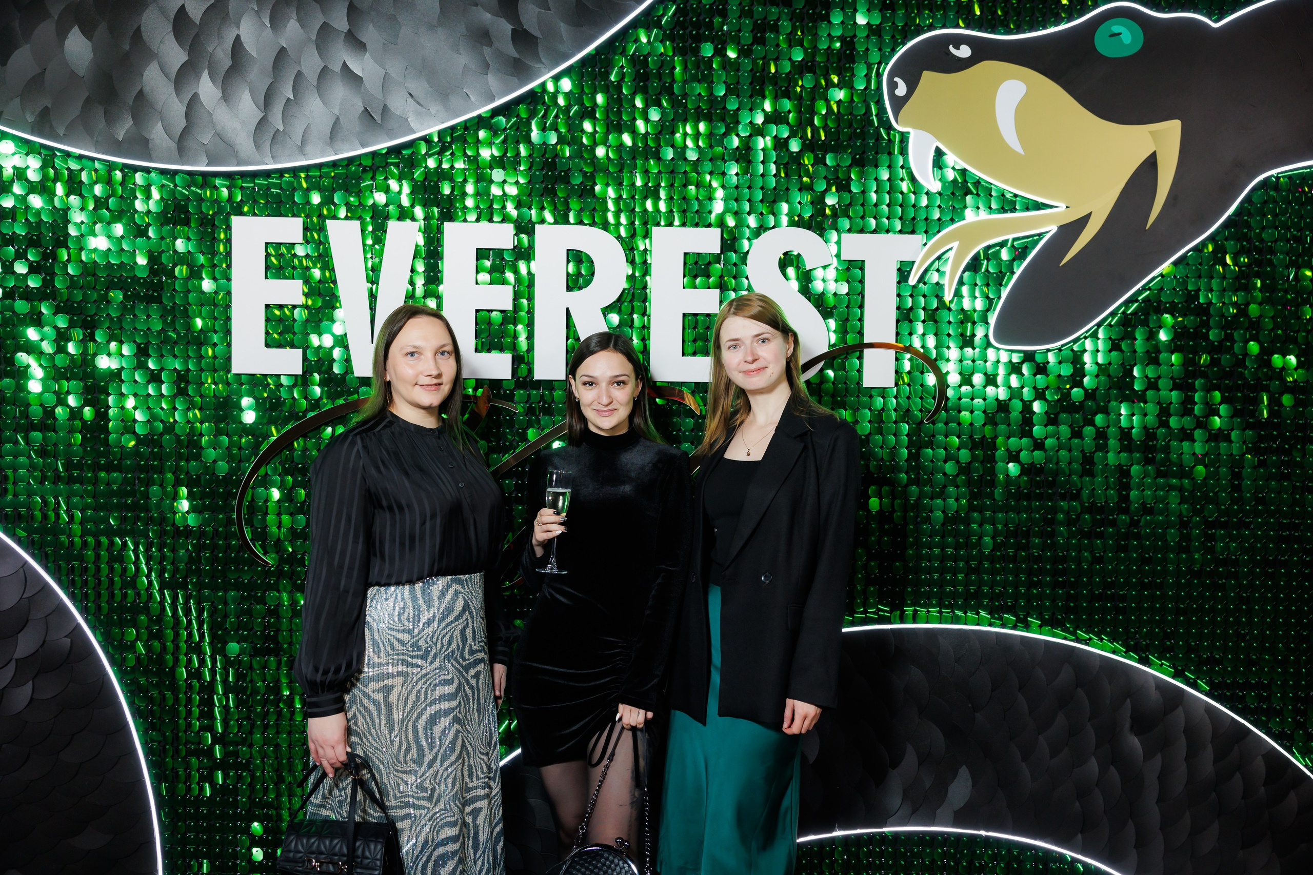 EVEREST VIBE NY «ТОЛЬКО ТС-С-С» 10.12.2024. EVEREST PHOTO REPORT