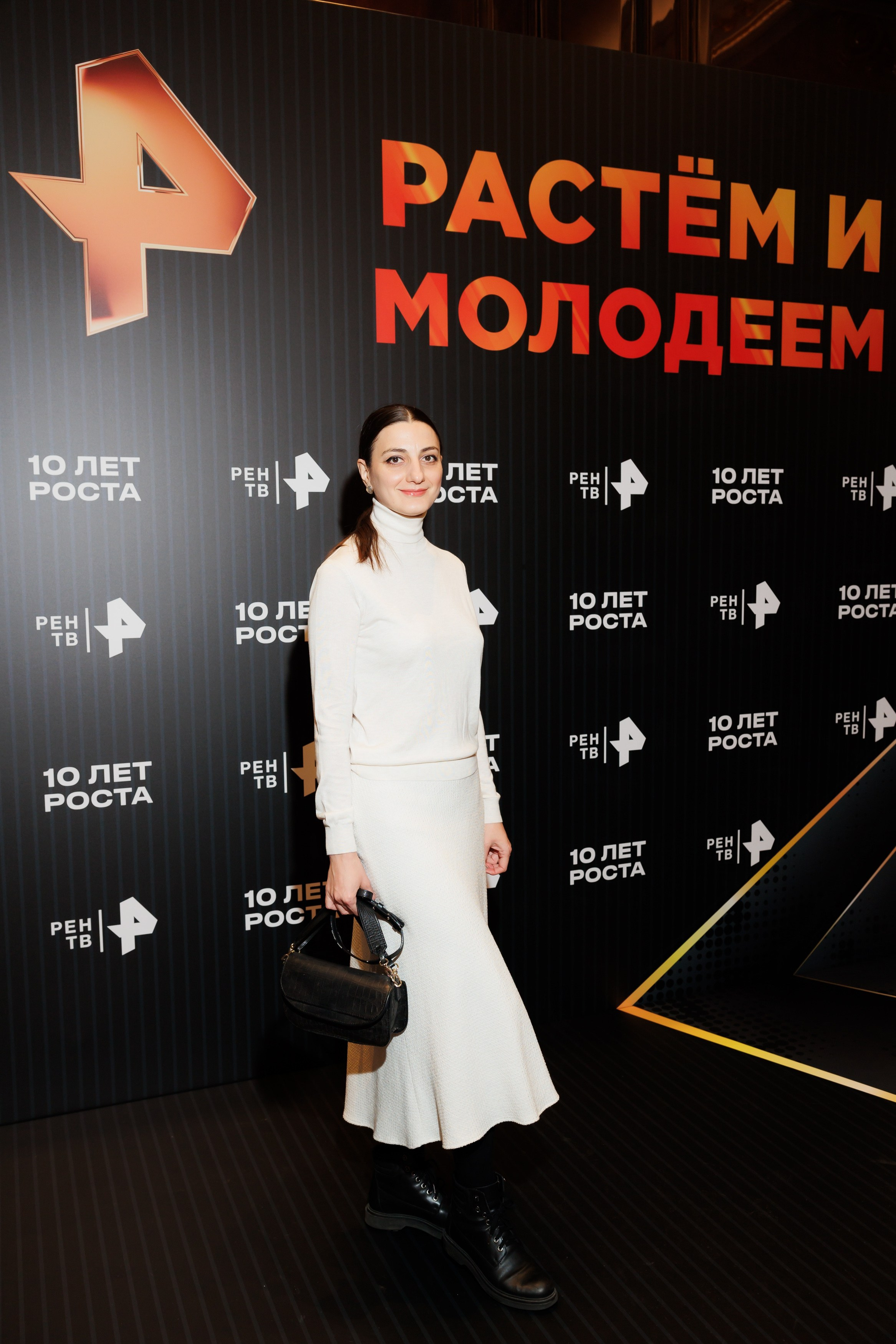 РЕН РАСТЕМ И МОЛОДЕЕМ 20.11.2024. EVEREST PHOTO REPORT