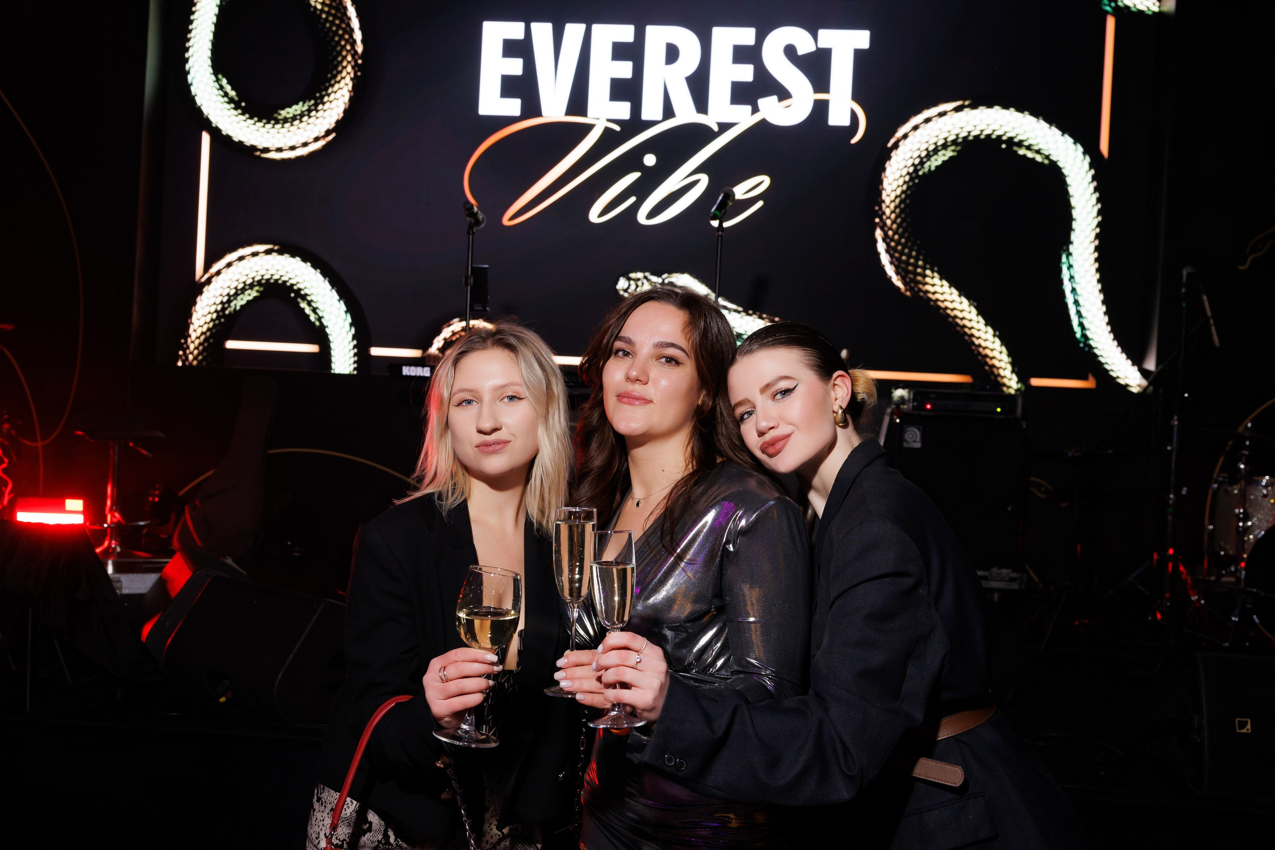 EVEREST VIBE NY «ТОЛЬКО ТС-С-С» 10.12.2024. EVEREST PHOTO REPORT