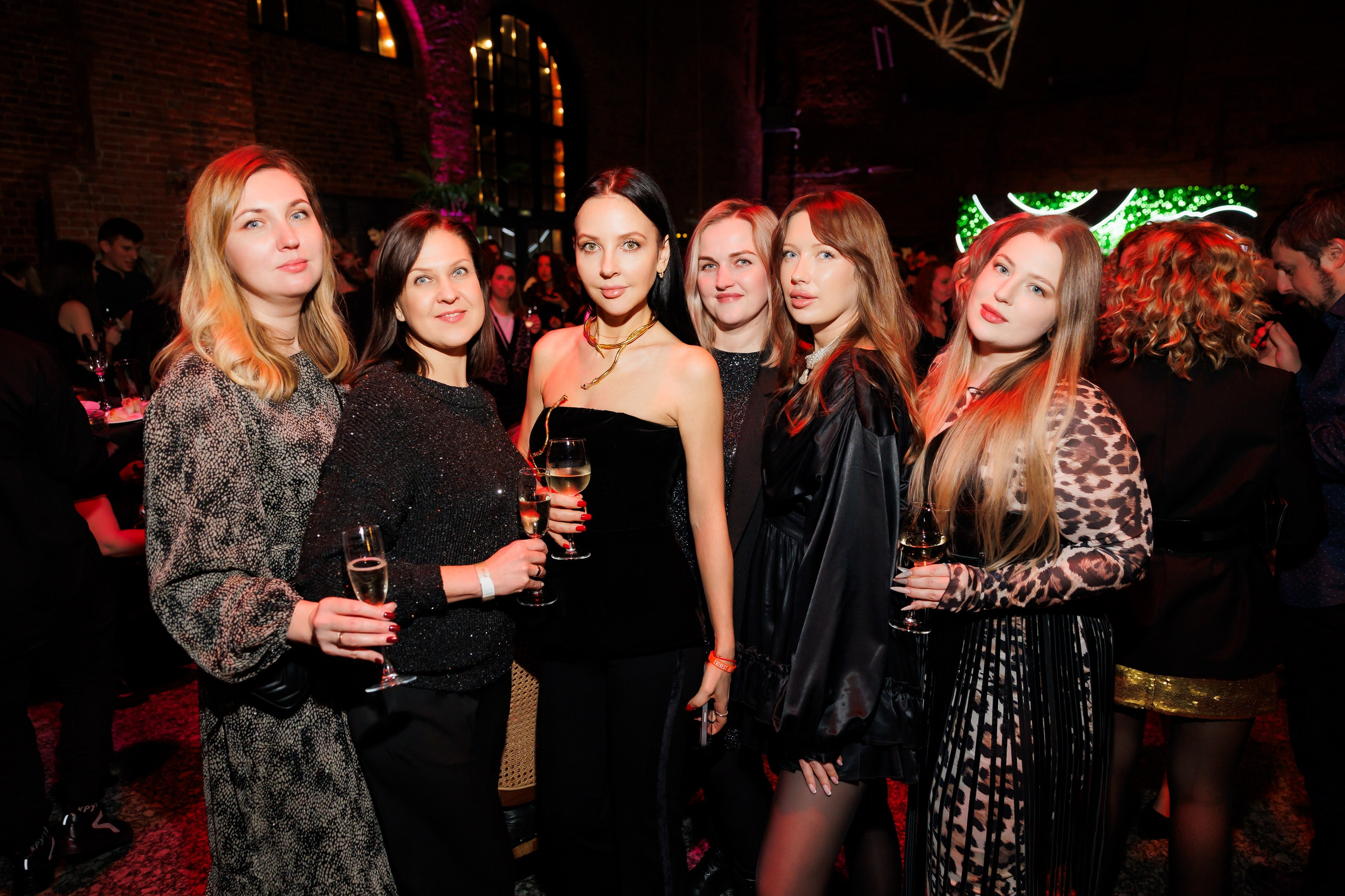 EVEREST VIBE NY «ТОЛЬКО ТС-С-С» 10.12.2024. EVEREST PHOTO REPORT