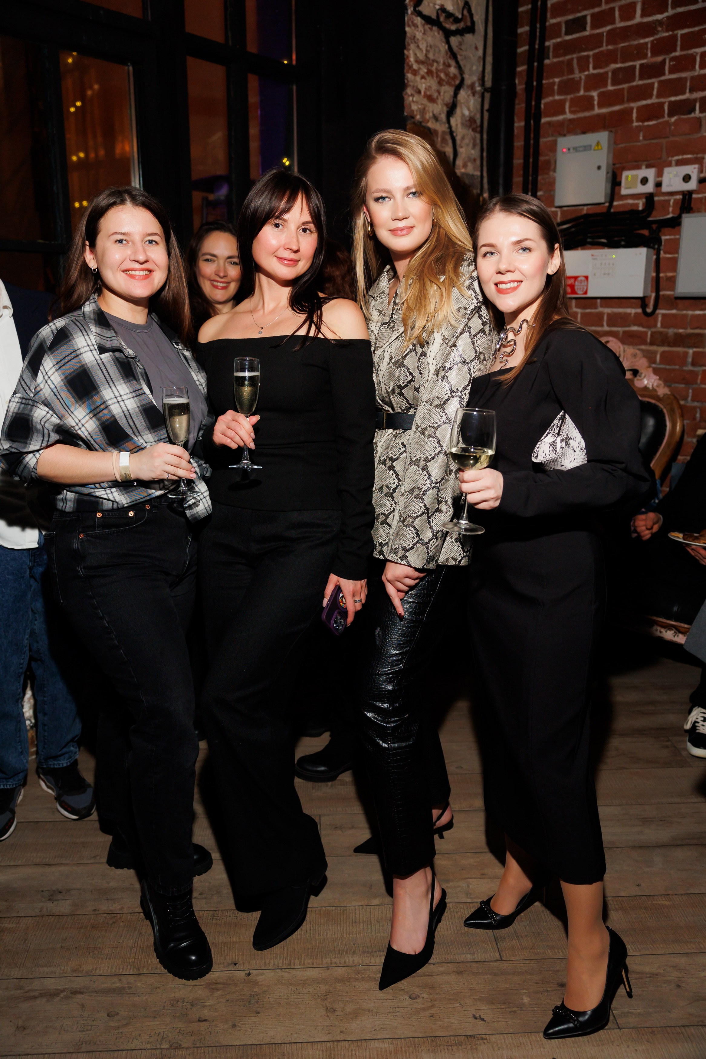EVEREST VIBE NY «ТОЛЬКО ТС-С-С» 10.12.2024. EVEREST PHOTO REPORT