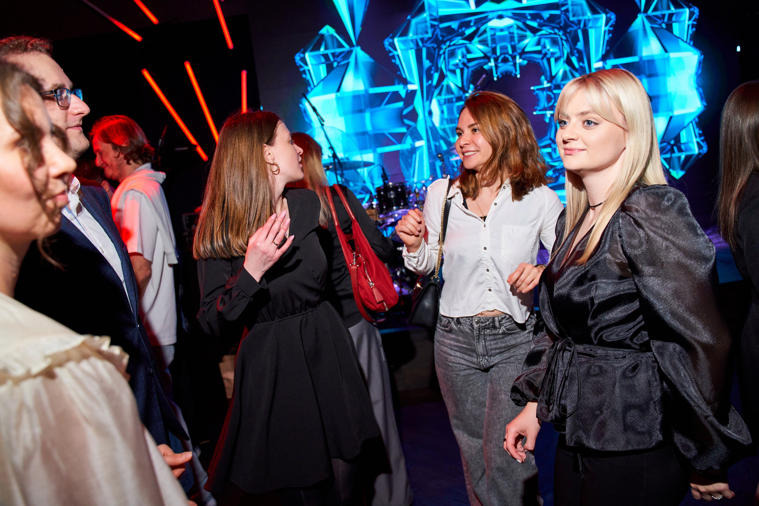 Презентация WINK 20.11.2024. EVEREST PHOTO REPORT