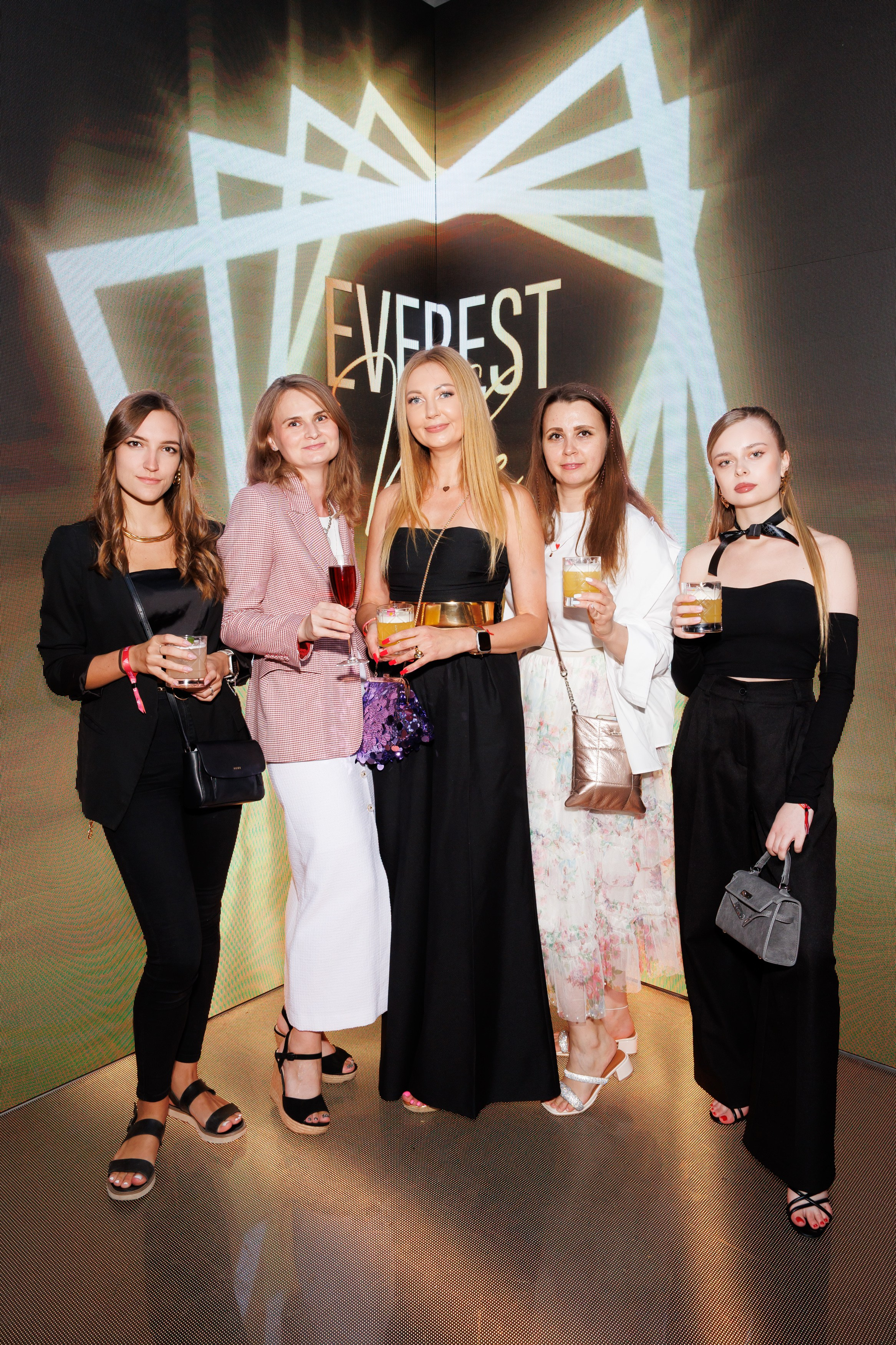 EVEREST VIBE ZOLOTO 13.08.2025. EVEREST PHOTO REPORT