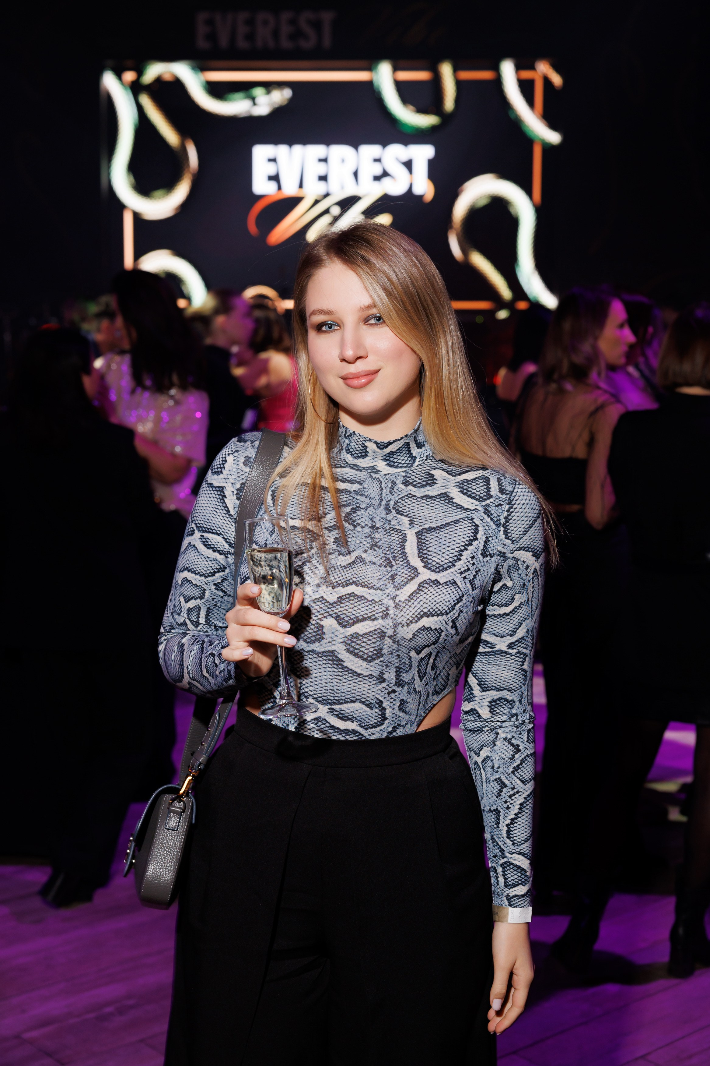 EVEREST VIBE NY «ТОЛЬКО ТС-С-С» 10.12.2024. EVEREST PHOTO REPORT