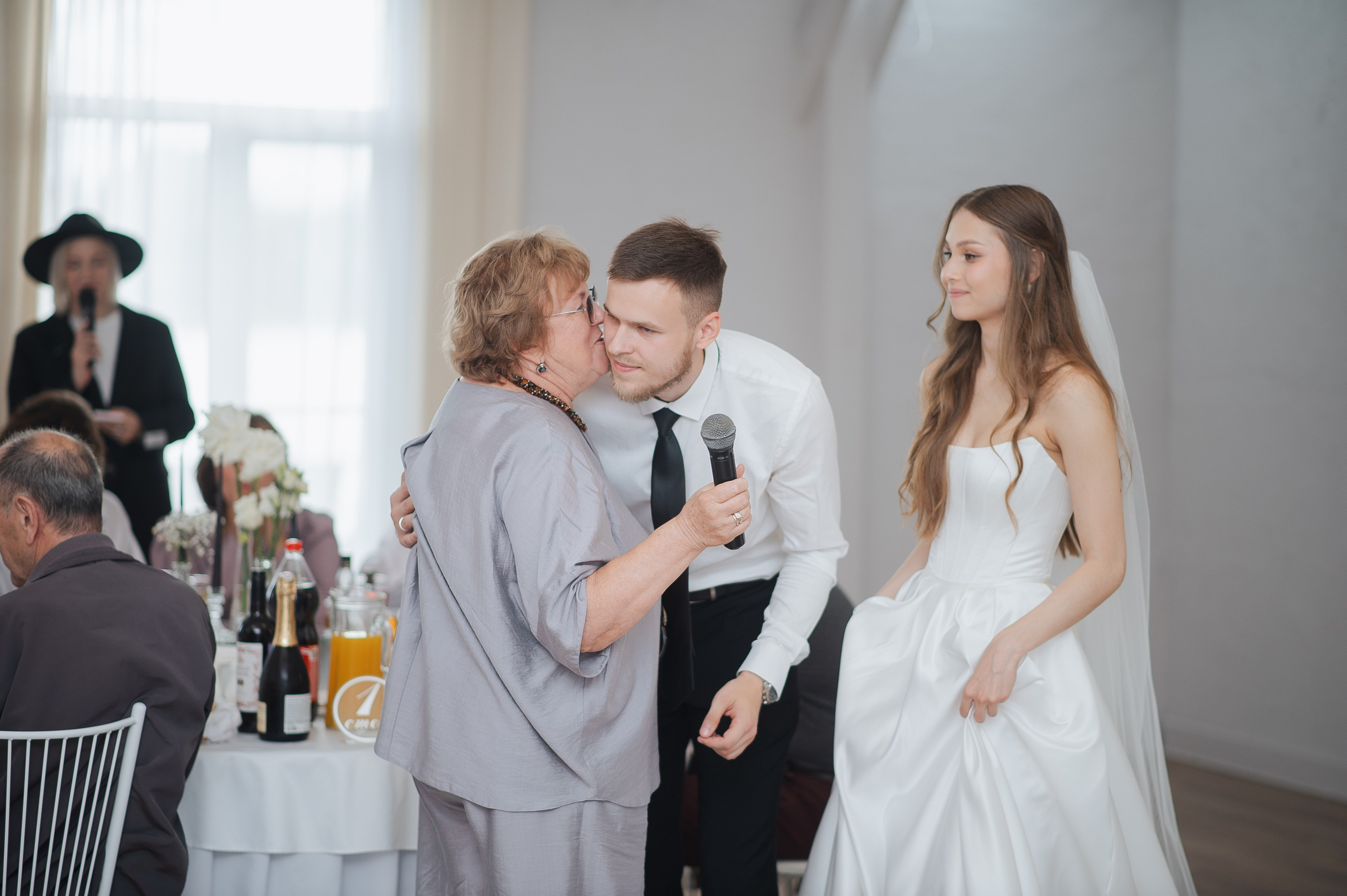 Свадьба на берегу Волги. Свадебный фотограф в Ярославле Денис Медоваров