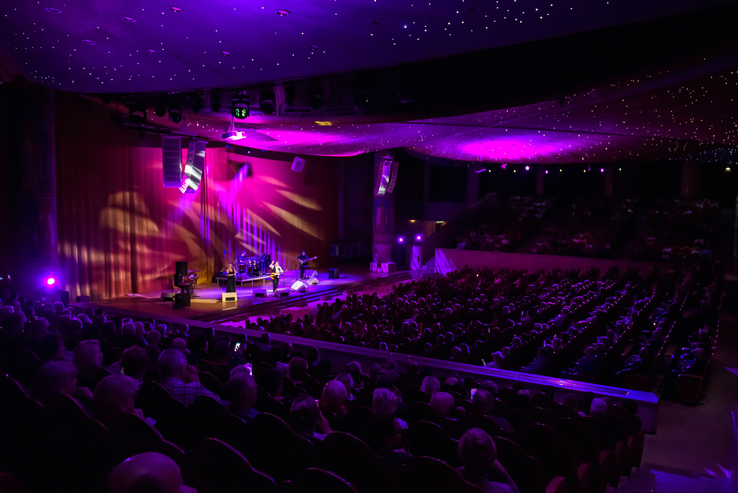 Игорь Саруханов — «Имена на все времена». Бренд-фотограф для экспертов и блогеров в Москве Влада Горбовская