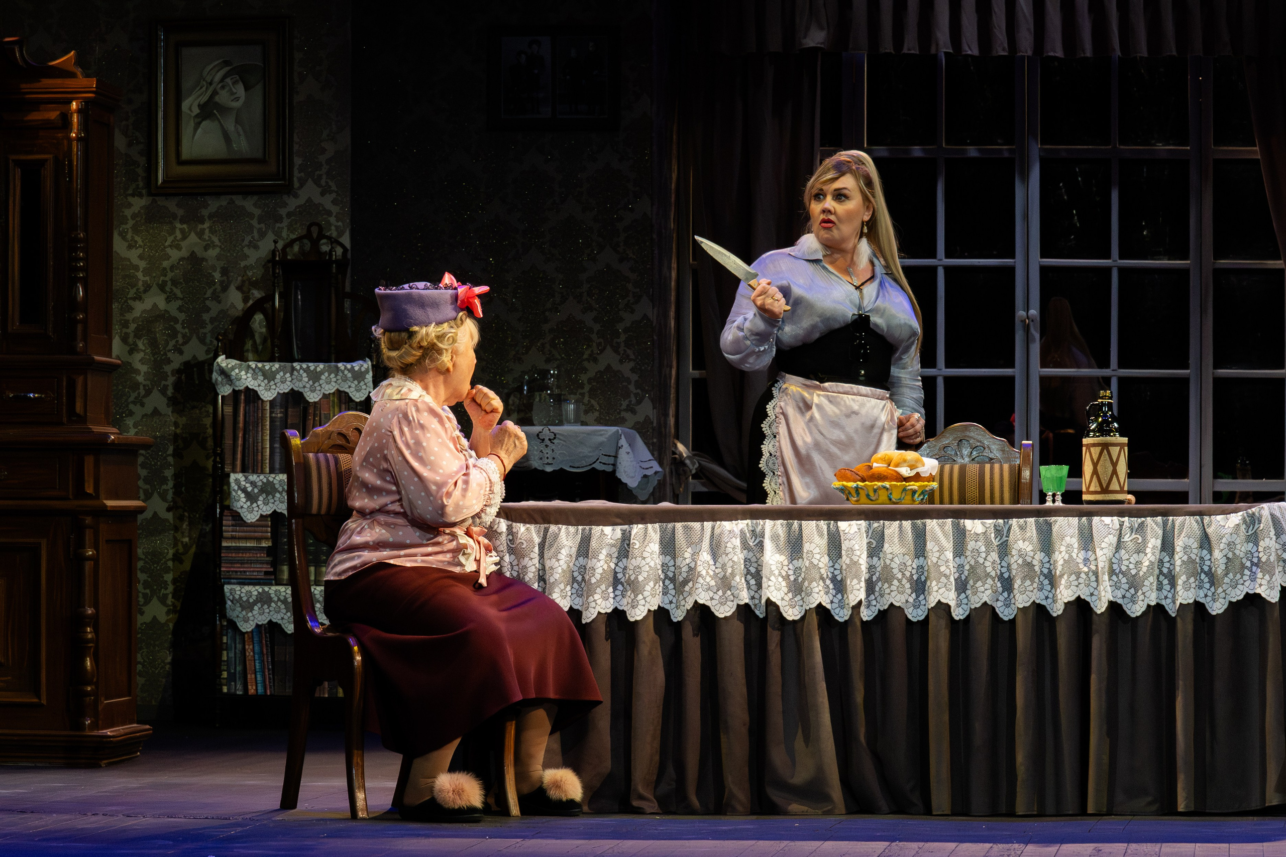 Театр Юного Зрителя «Отчаянные Тетки». Фотограф Марк Файзулин