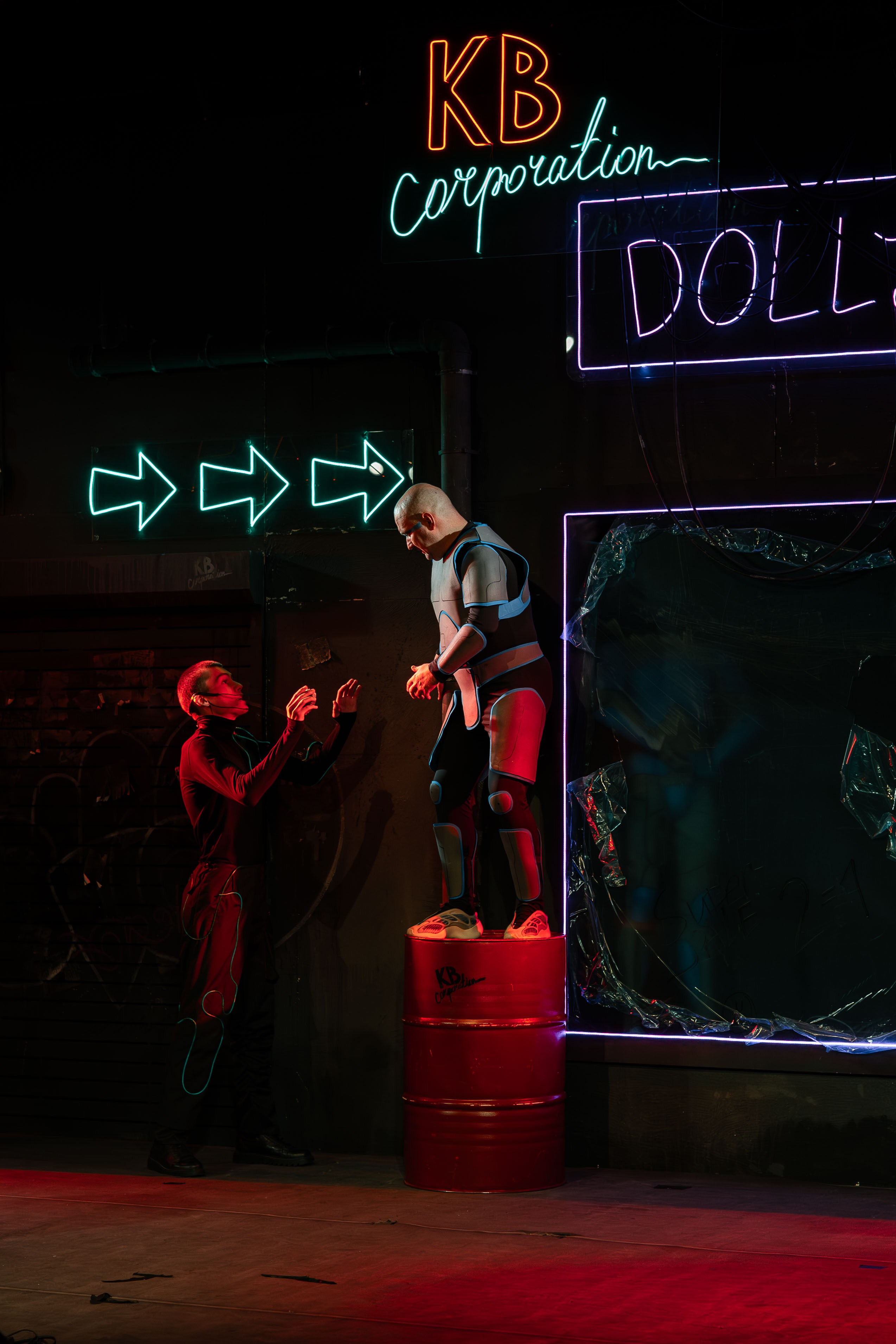 Театр Юного Зрителя «Буратино 2087». Кадр Плюс — Фотография с характером «Визуальный продюсер и фотограф Марк Файзулин»