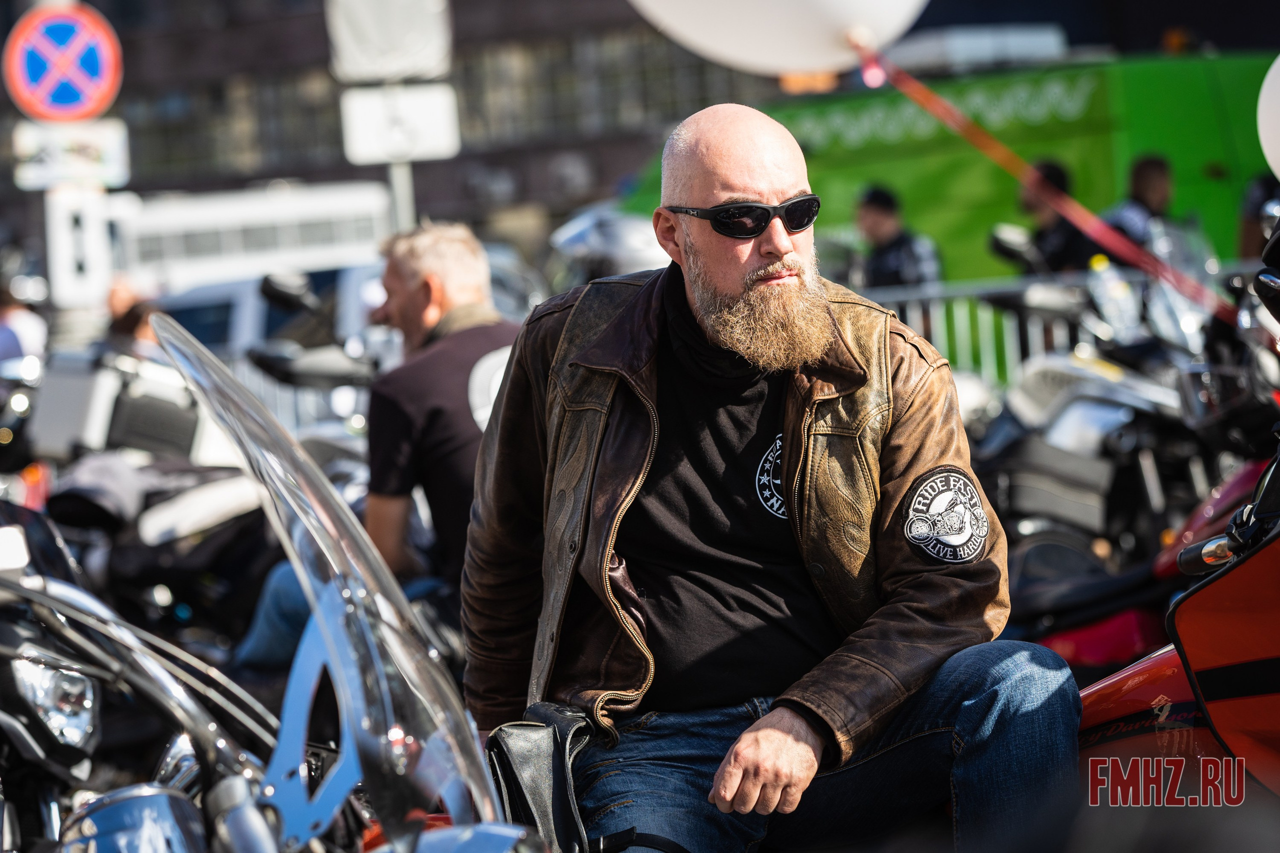 Закрытие Мотосезона 2023 на проспекте Академика Сахарова. Фотограф Владимир Охрименко