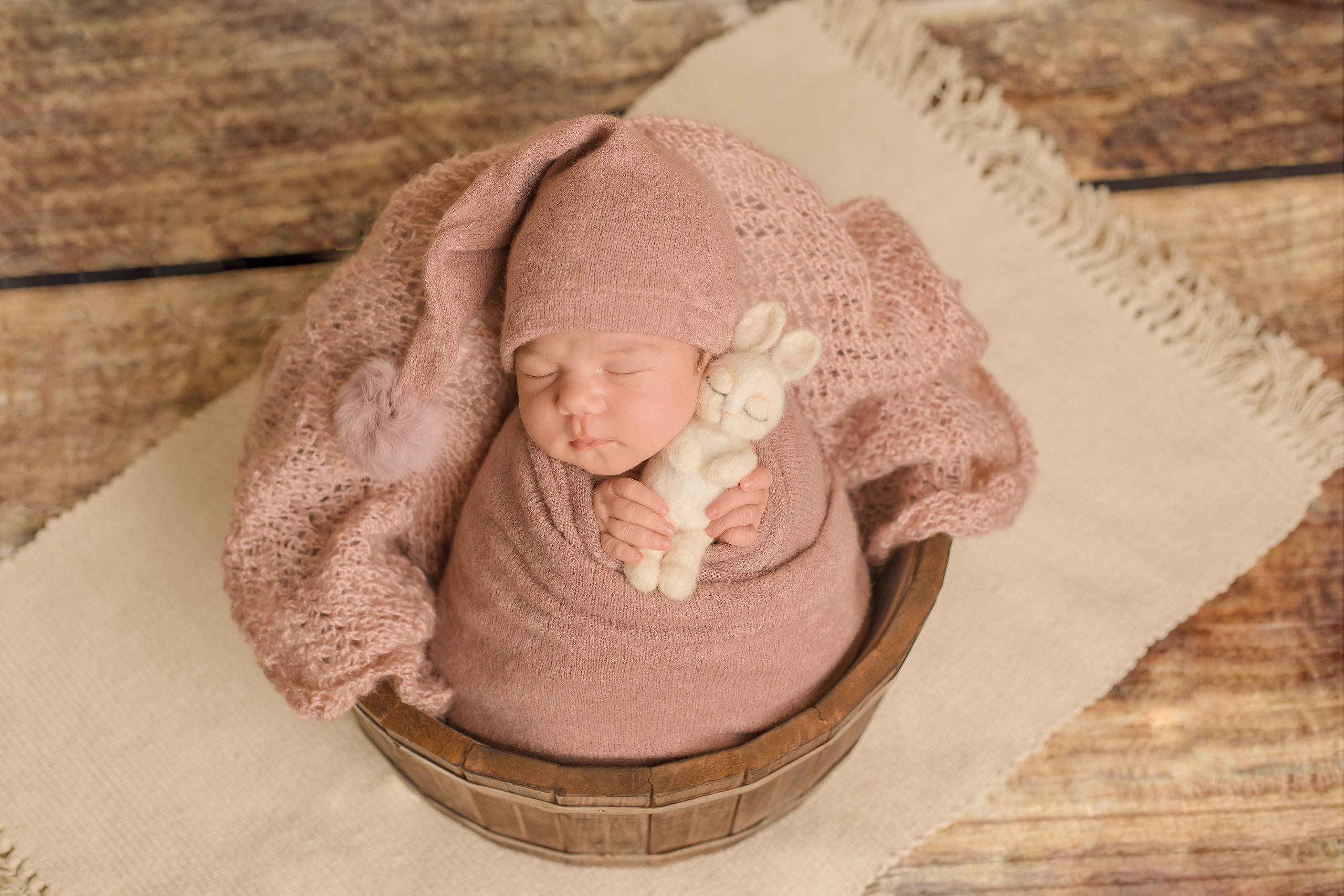 Новорожденные. Фотограф новорожденных Омск —со всем необходимым к вам домой