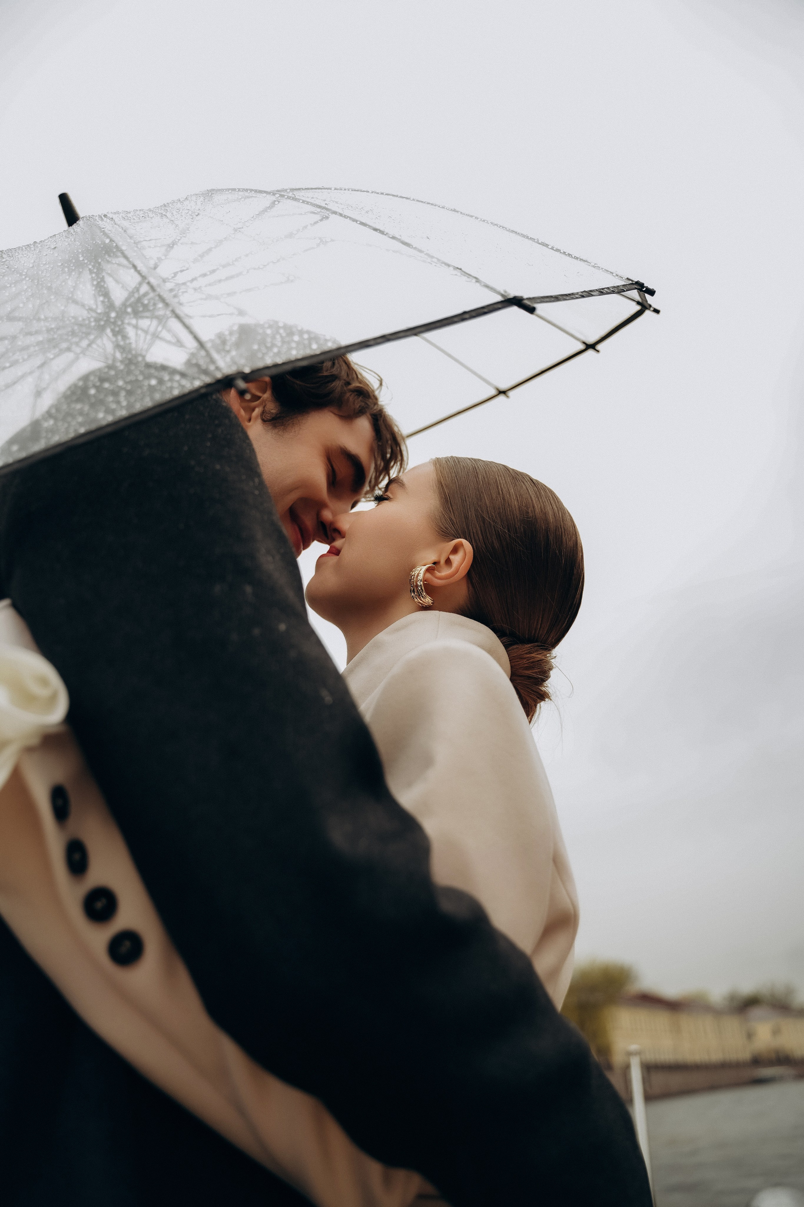 Свадебная фотосессия на катере в Питере