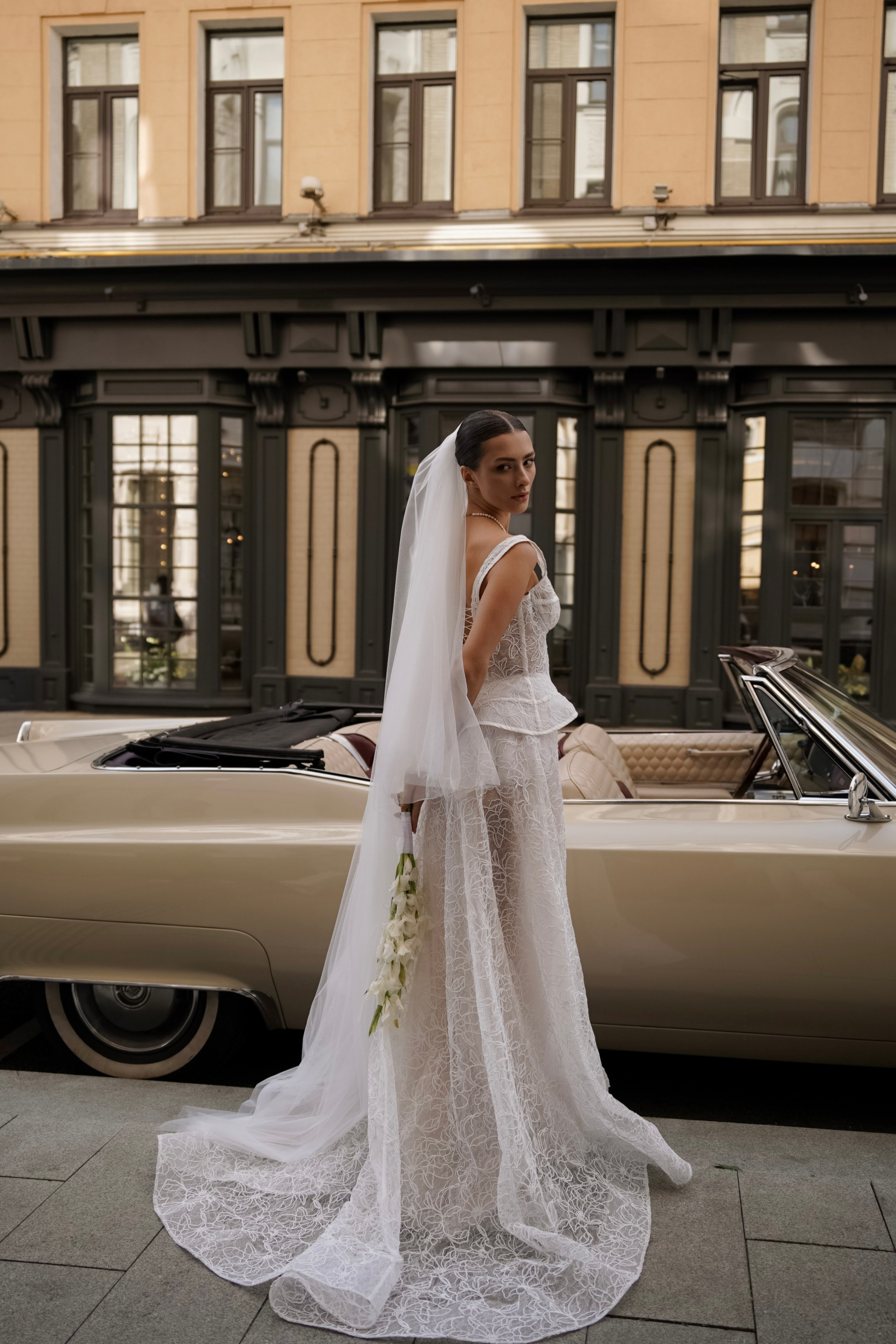 Свадебная Фотосессия с кабриолетом в Москве