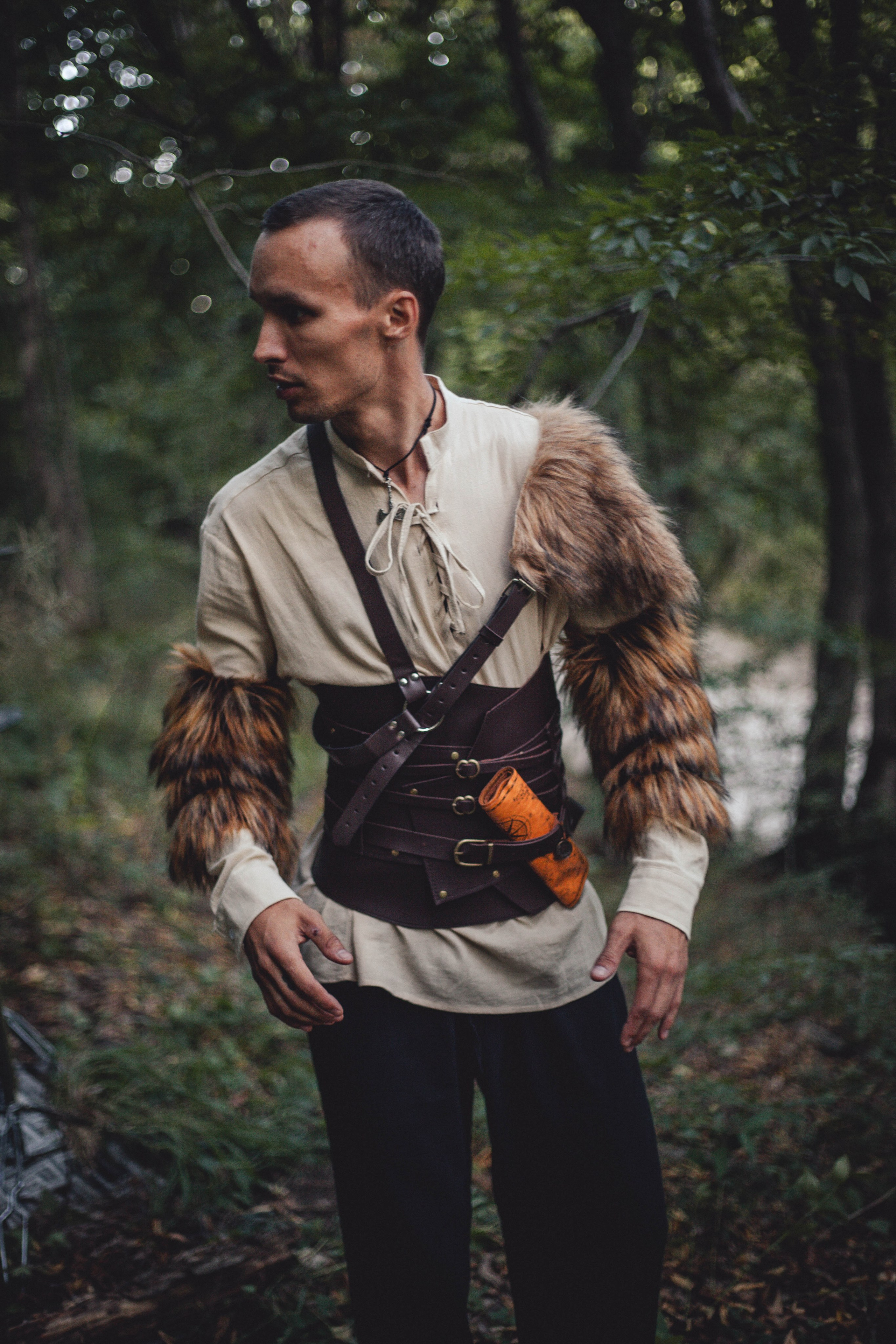 Клип. Уличный фотограф Города N