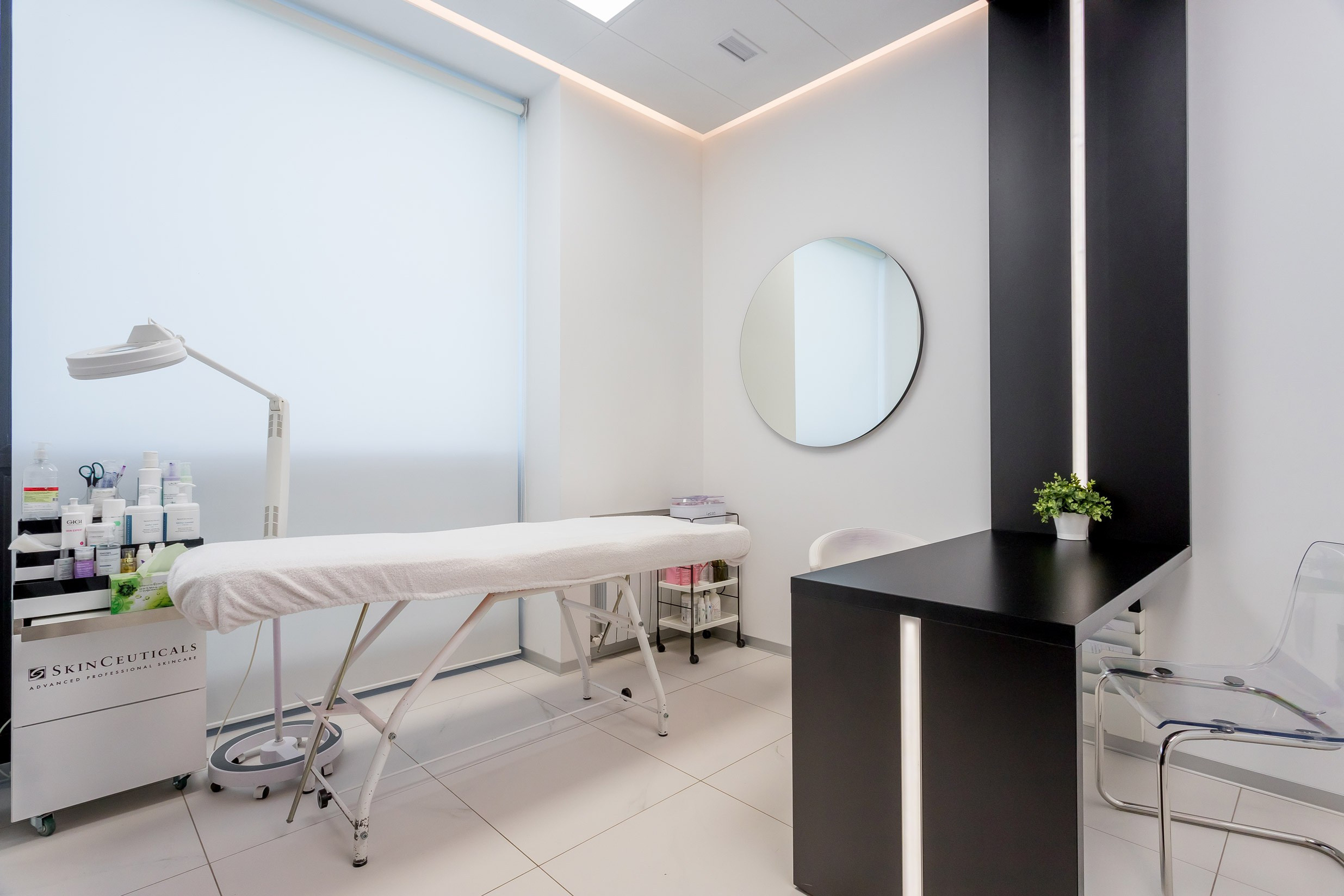 Medical centers. Interior photographer Vitalii in Portland and Vancouver