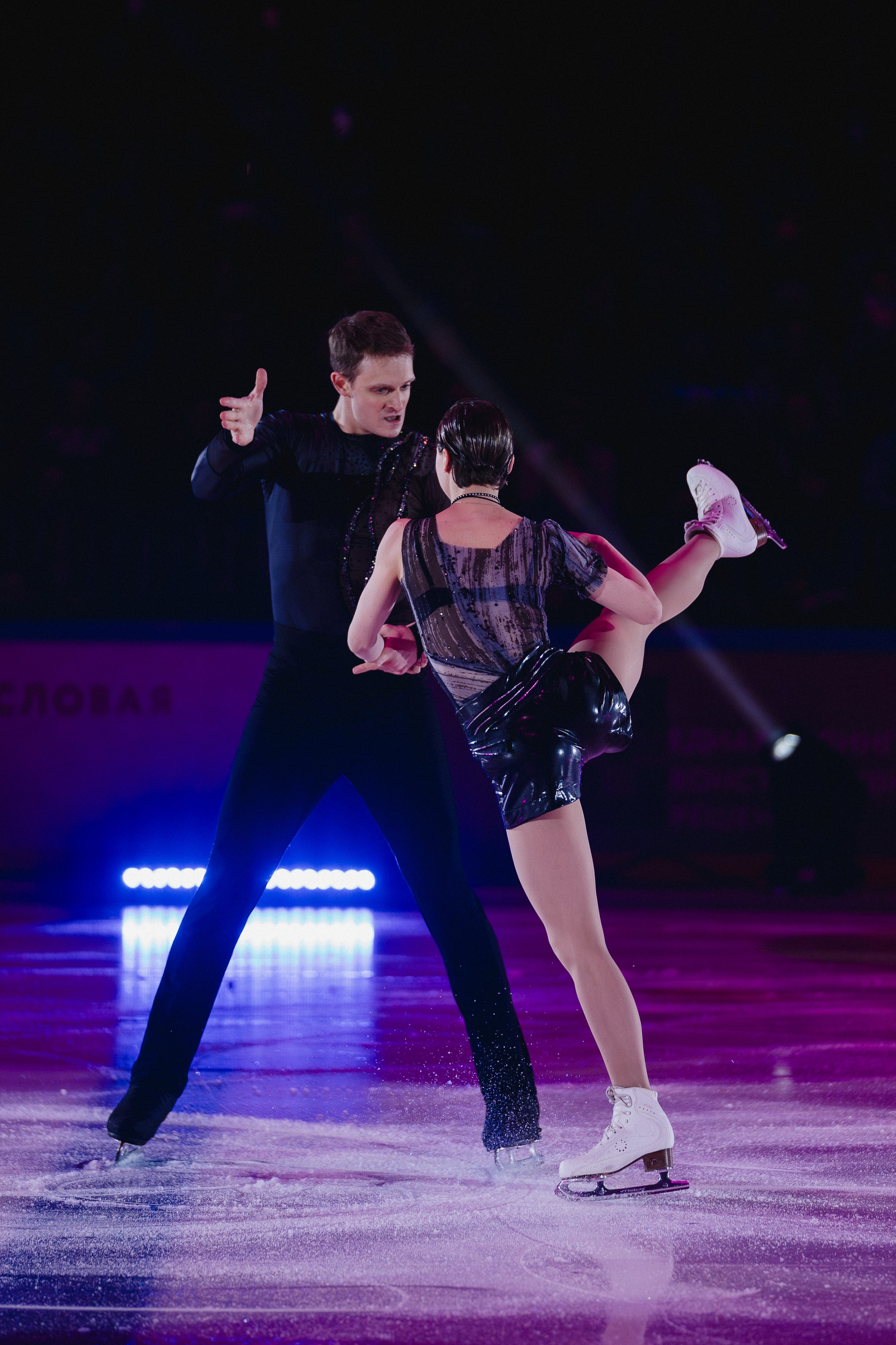 Шоу Этери Тутберидзе в Новосибирске. Воробьева Ксения — Спортивный и танцевальный фотограф Новосибирск